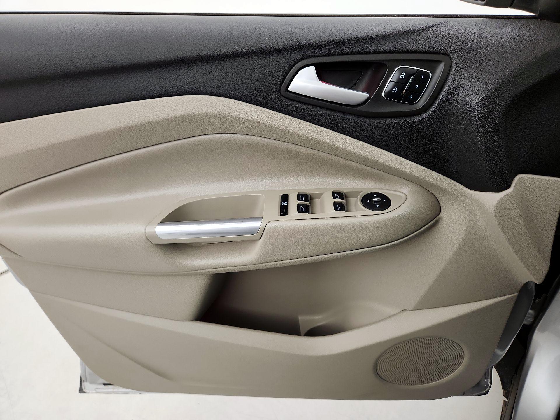 Thumbnail: 2014 Ford Escape - 12
