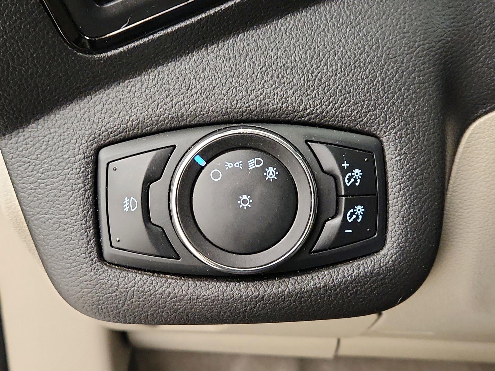 Thumbnail: 2014 Ford Escape - 13