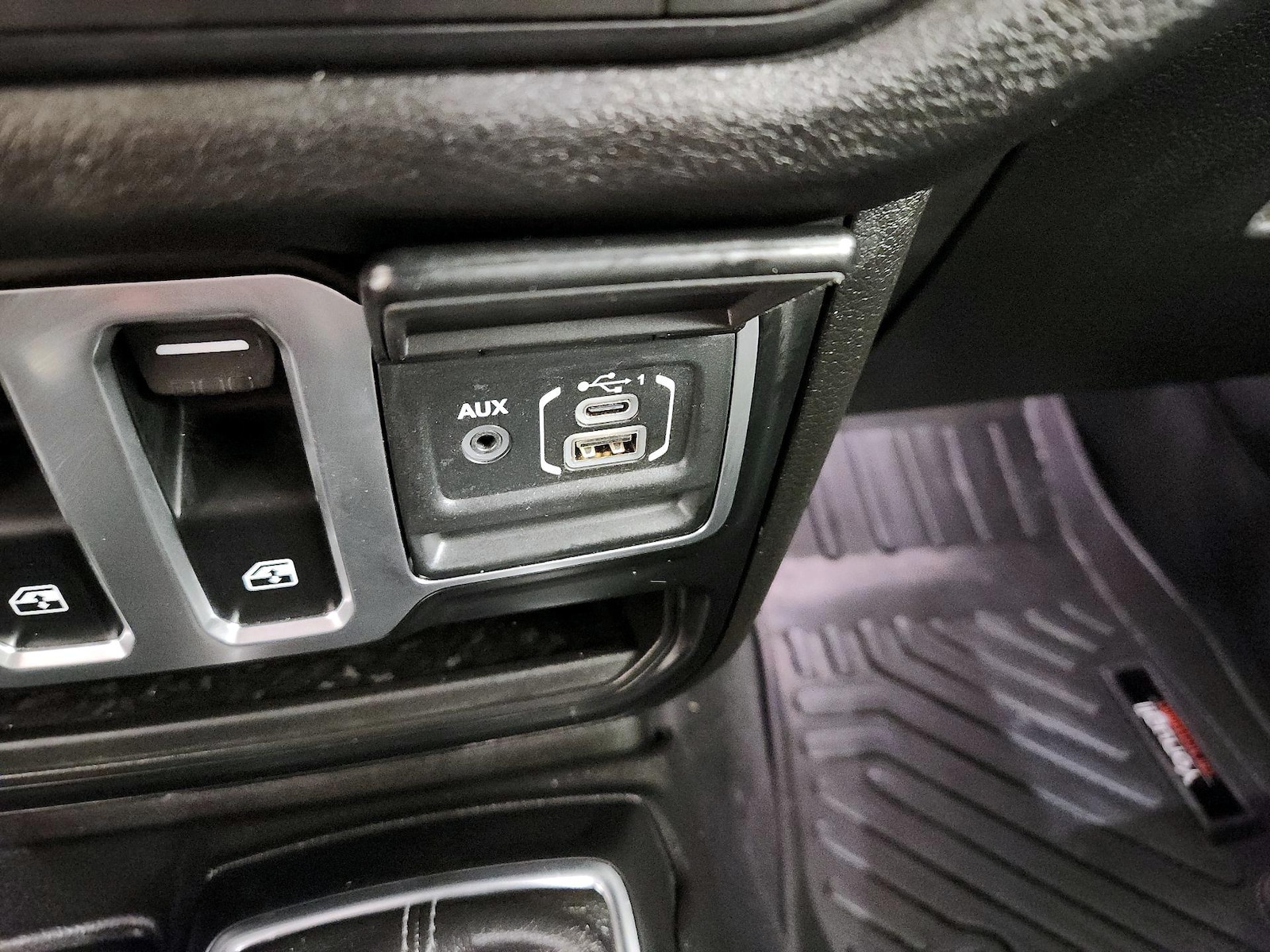 2025 Jeep Wrangler 2-Door Sport - Photo 19