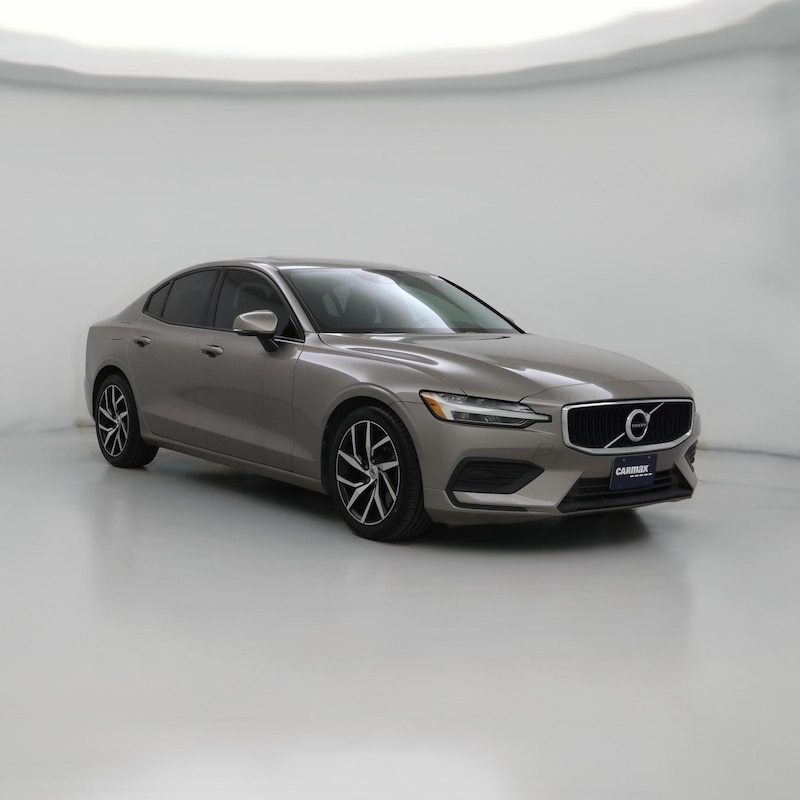 2019 Volvo S60 T6 Momentum