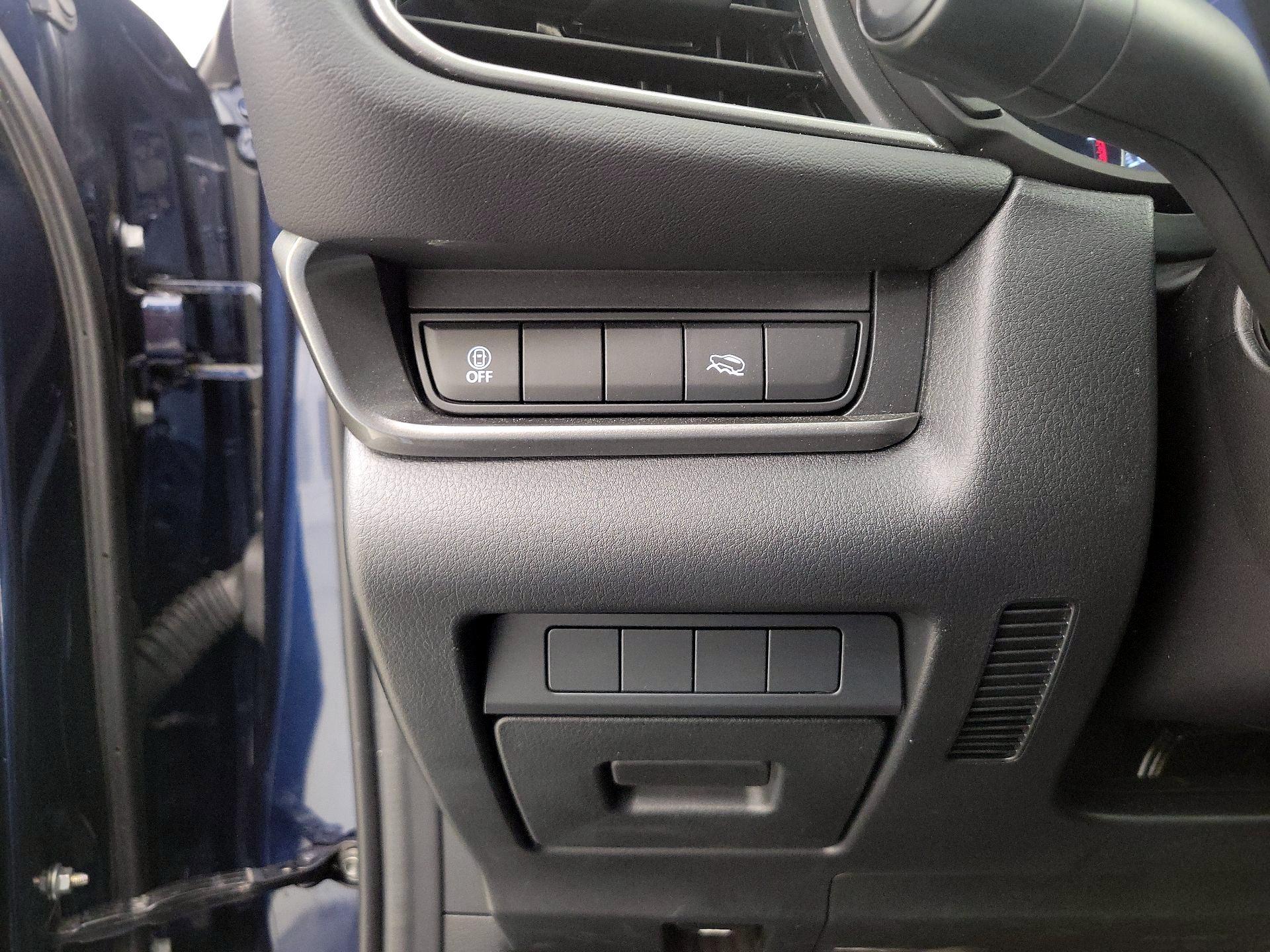 Thumbnail: 2022 Mazda CX-30 - 13