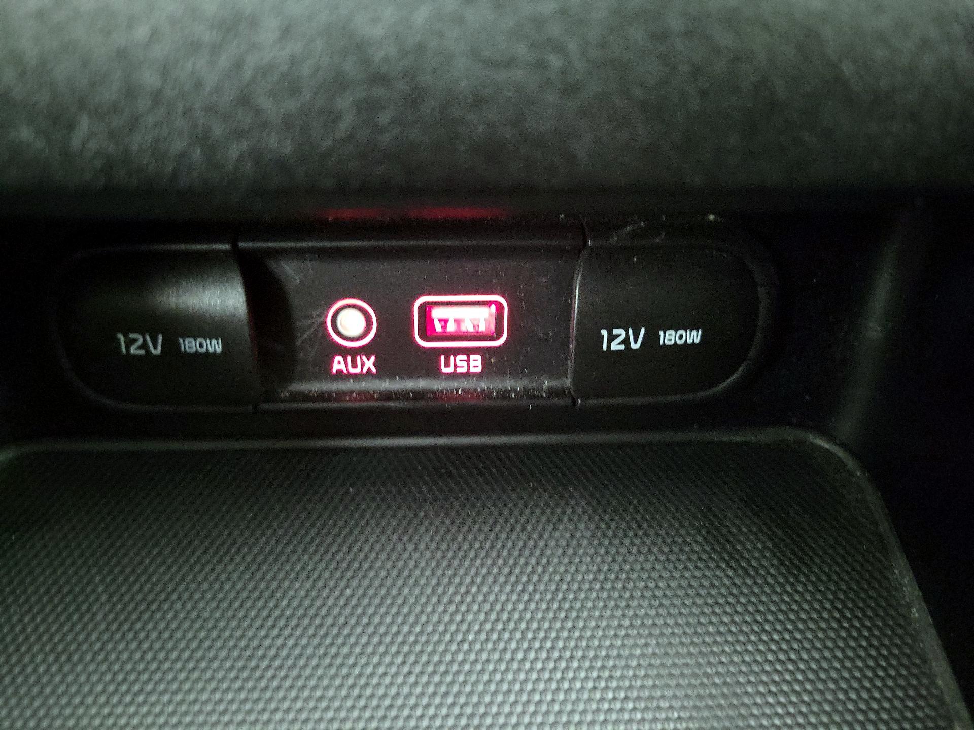 Thumbnail: 2021 Kia Forte - 18