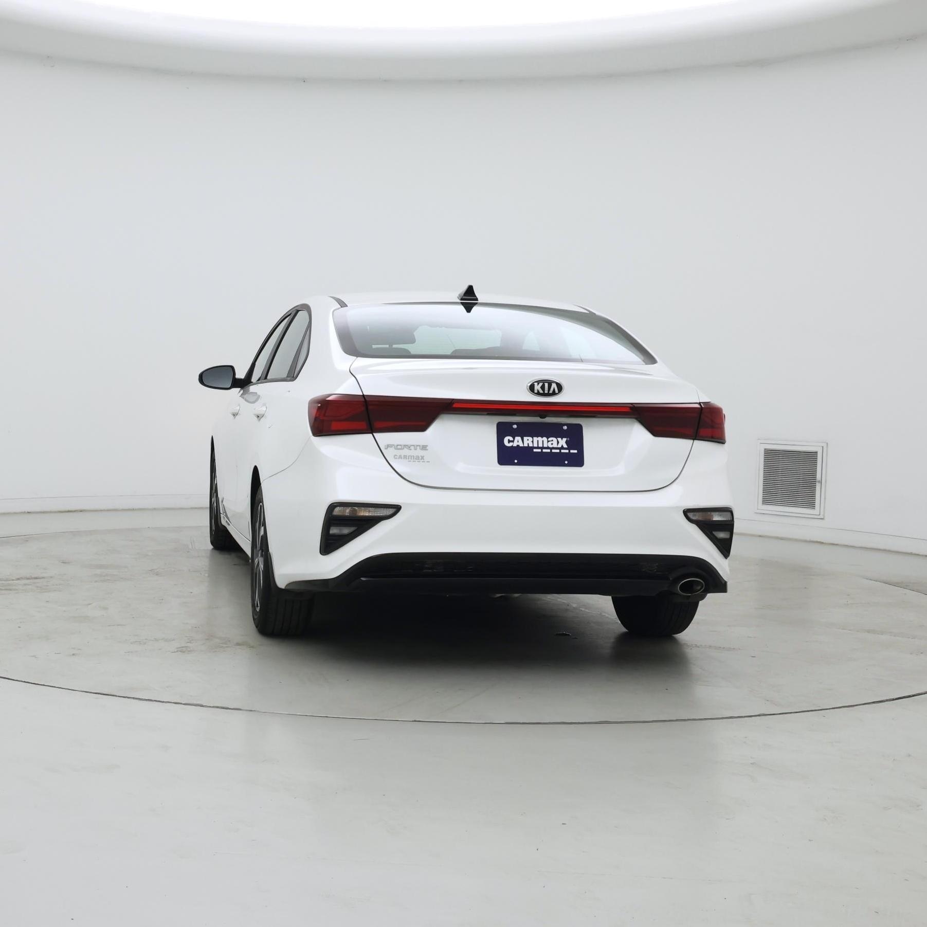 Thumbnail: 2021 Kia Forte - 6
