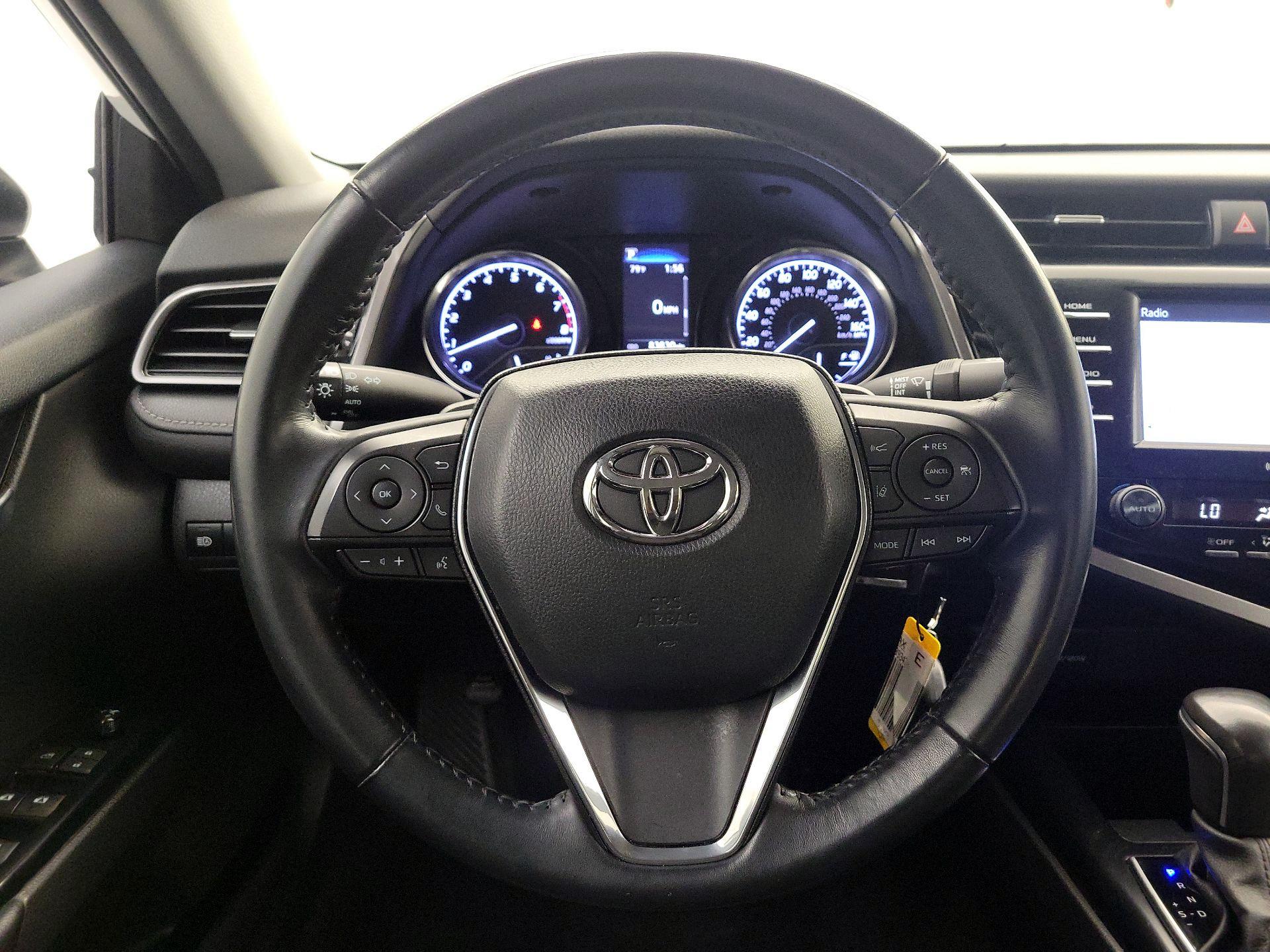 Thumbnail: 2020 Toyota Camry - 10