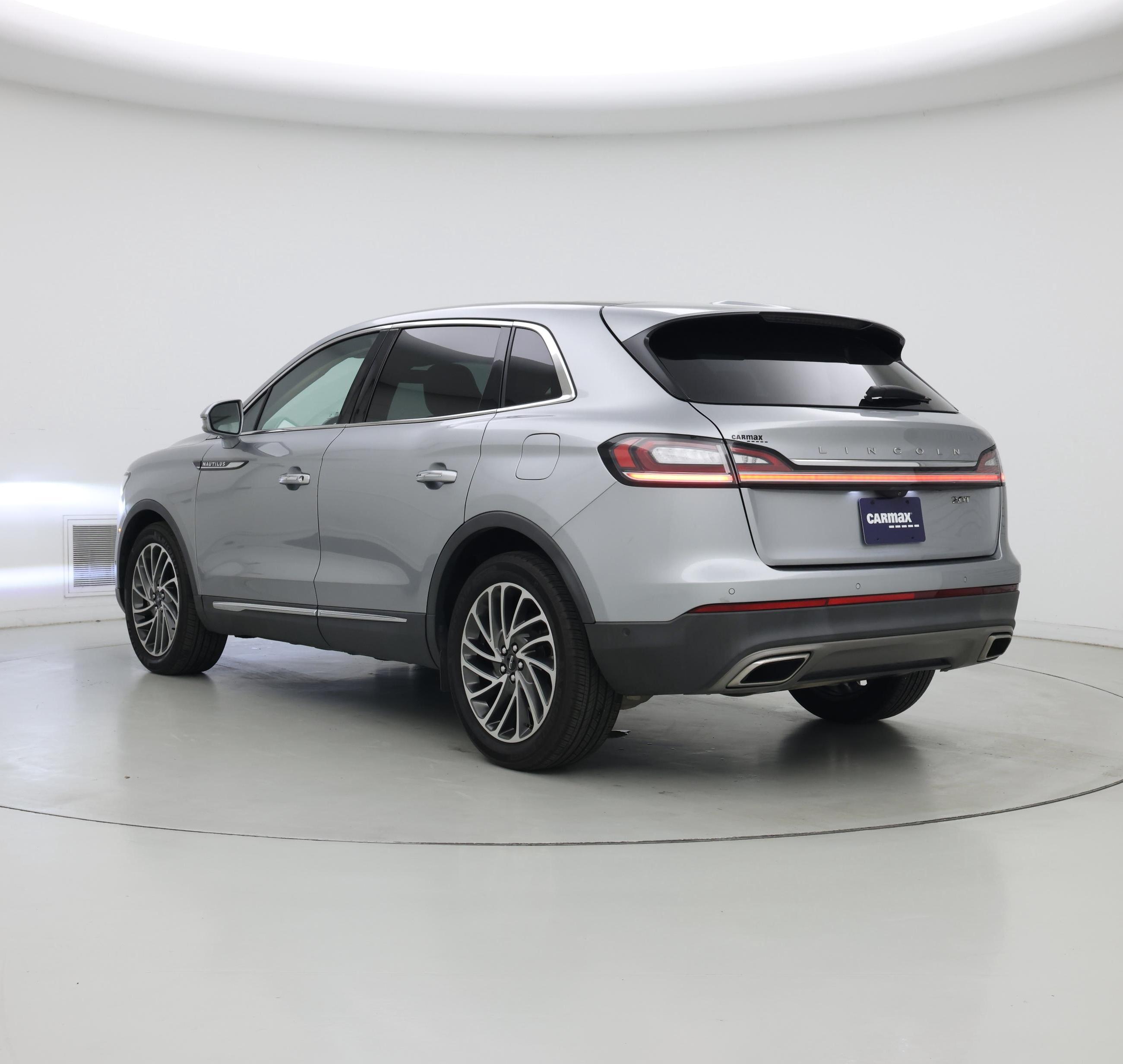 Thumbnail: 2020 Lincoln Nautilus - 2