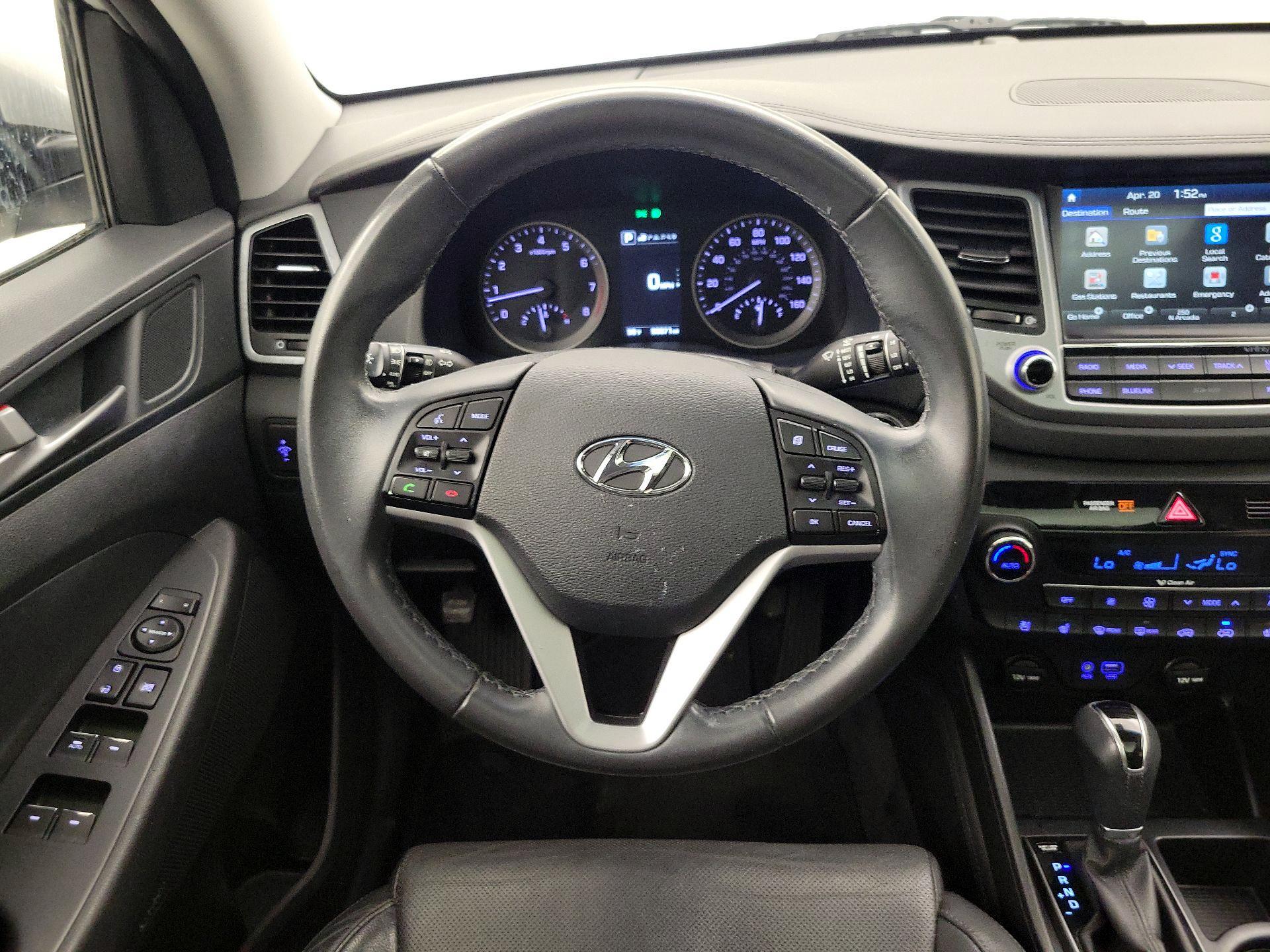 Thumbnail: 2017 Hyundai Tucson - 10