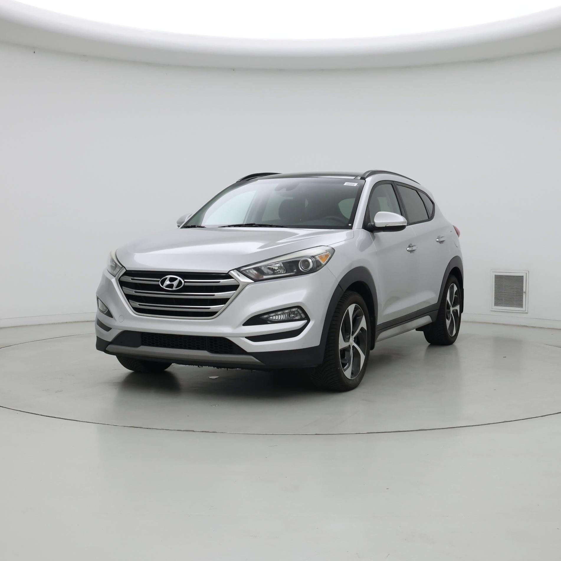 Thumbnail: 2017 Hyundai Tucson - 4