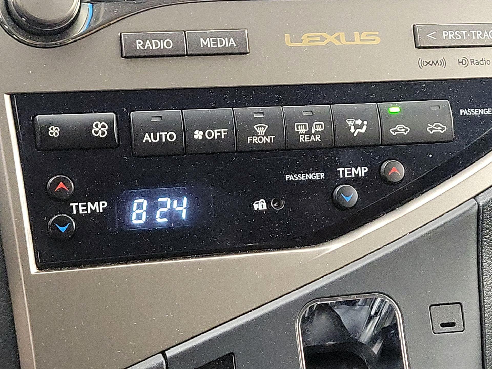 Thumbnail: 2014 Lexus RX - 17