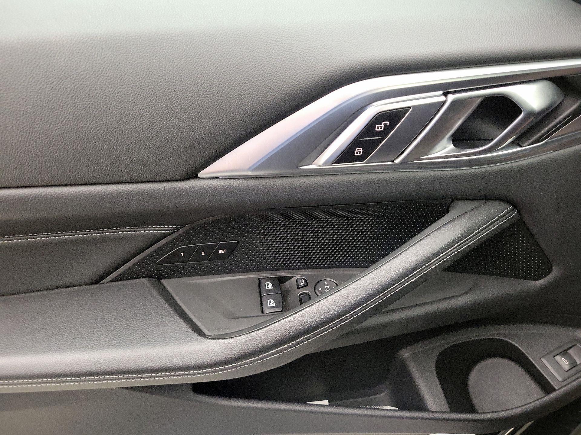 Thumbnail: 2022 BMW 4 Series - 12