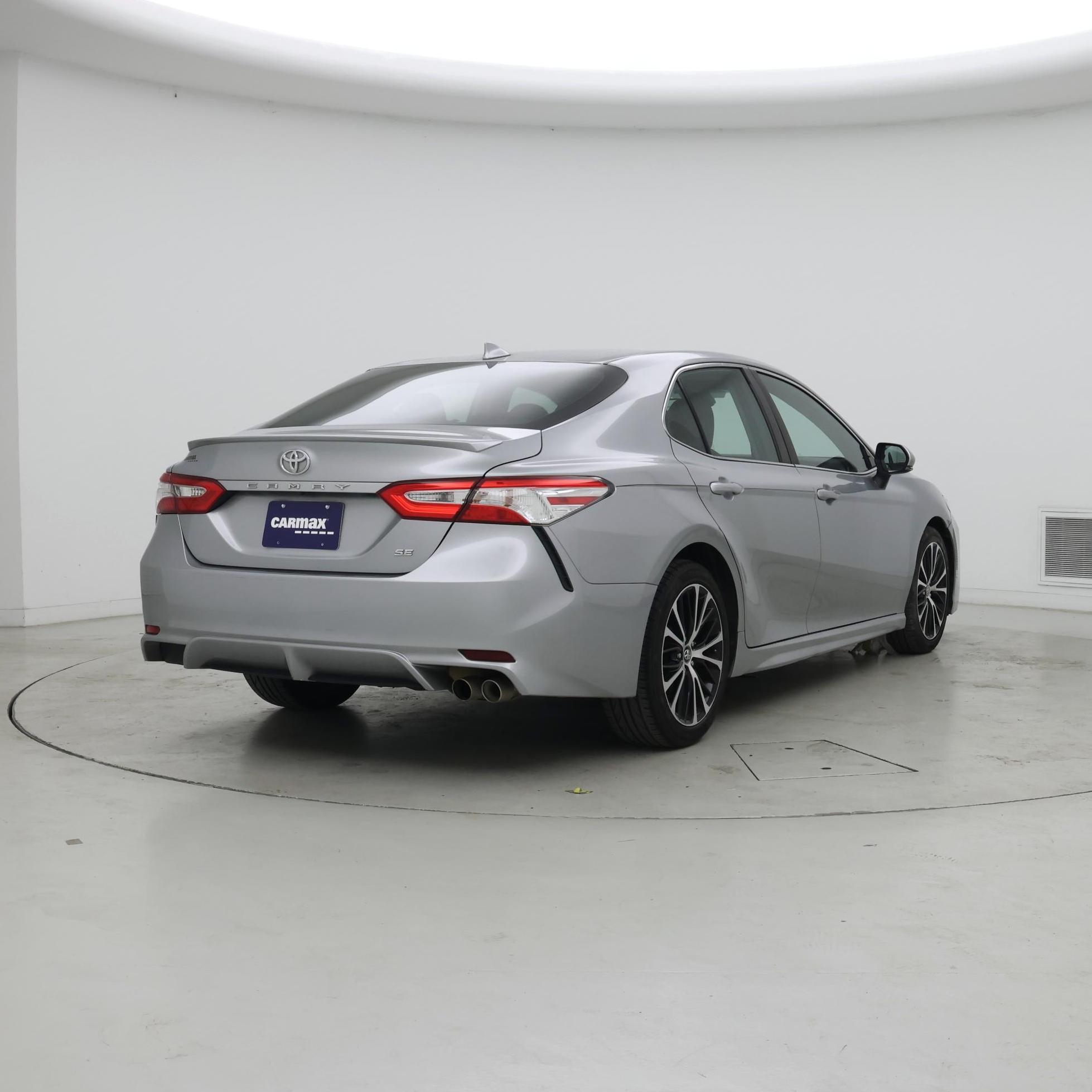 Thumbnail: 2020 Toyota Camry - 8