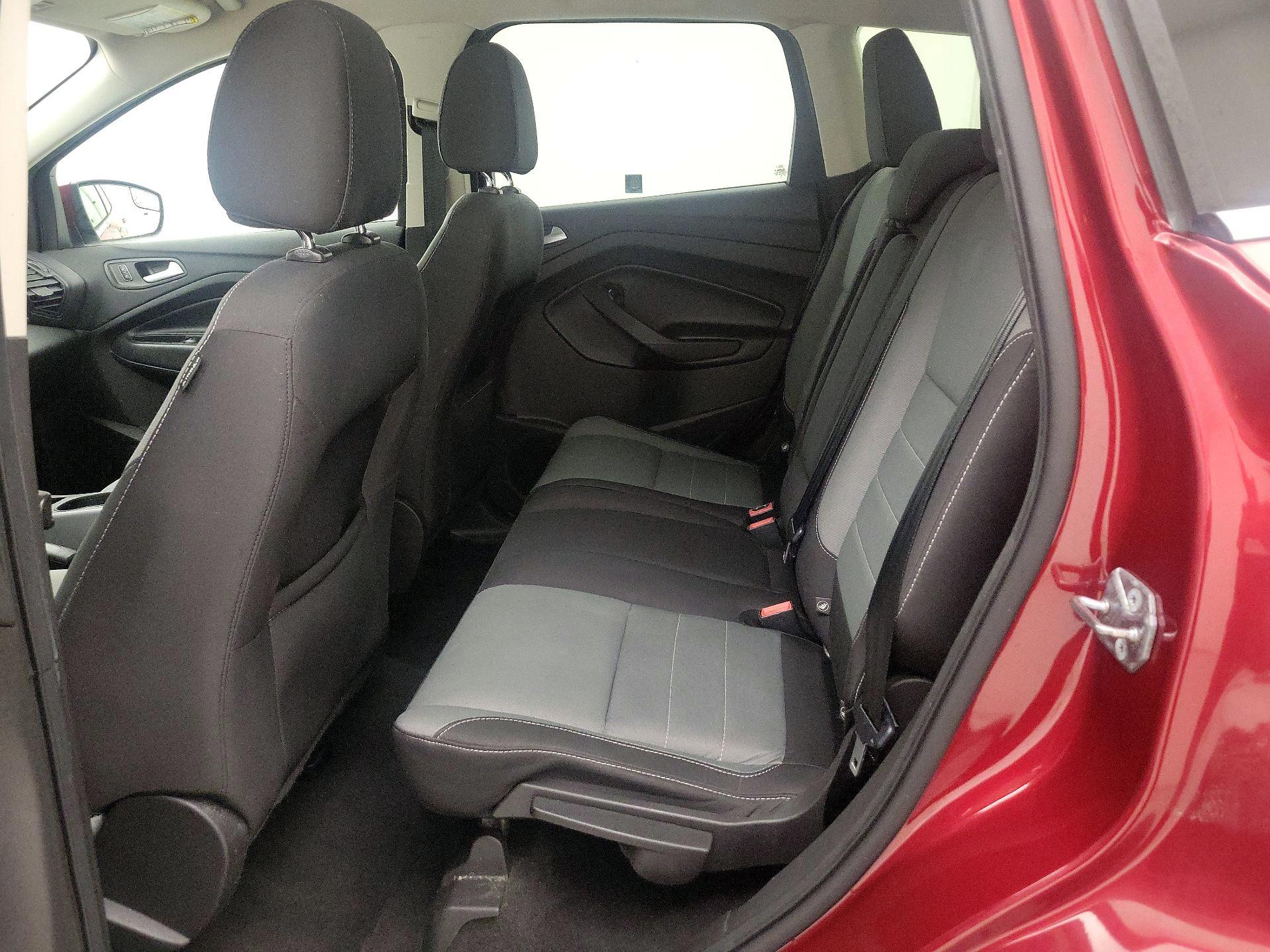 Thumbnail: 2016 Ford Escape - 19