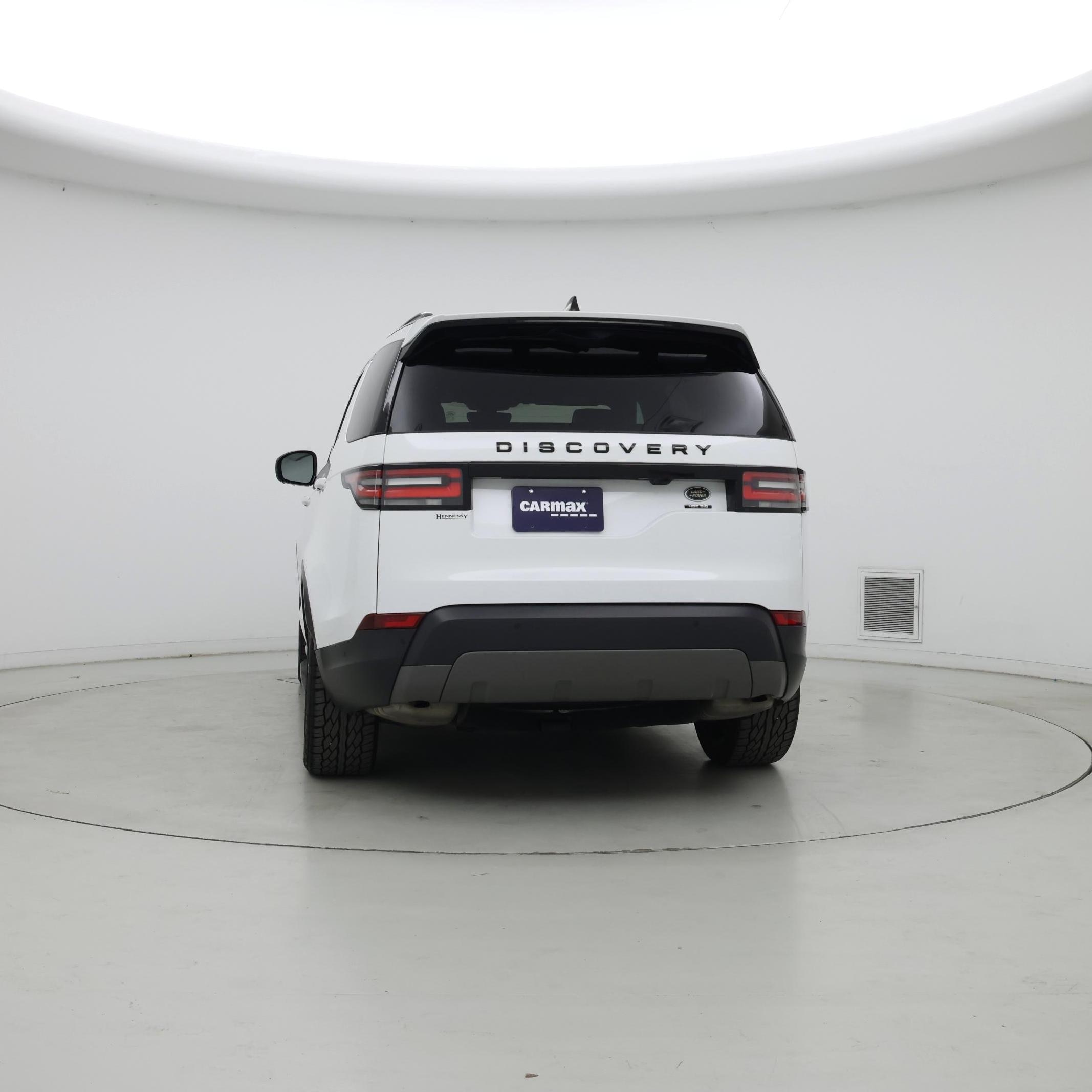 Thumbnail: 2017 Land Rover Discovery - 6