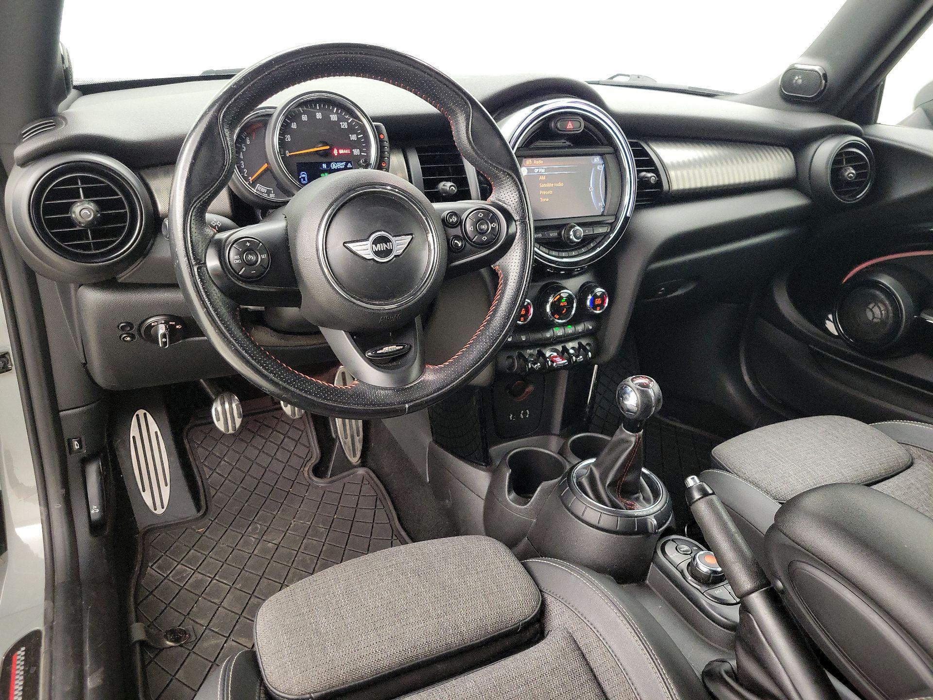 Thumbnail: 2016 MINI Cooper - 9
