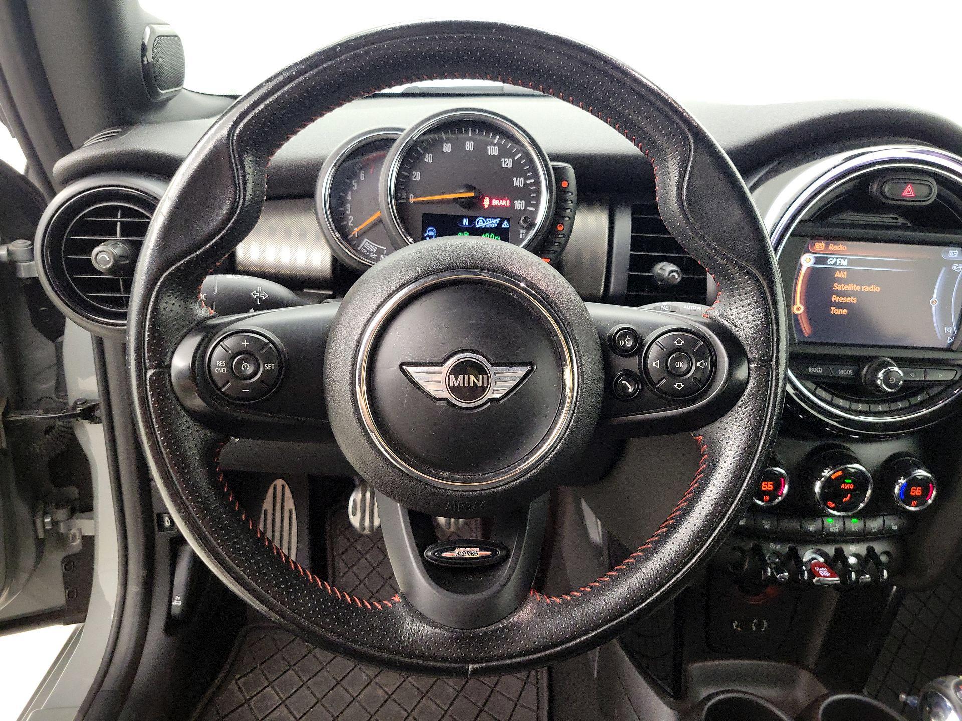 Thumbnail: 2016 MINI Cooper - 10