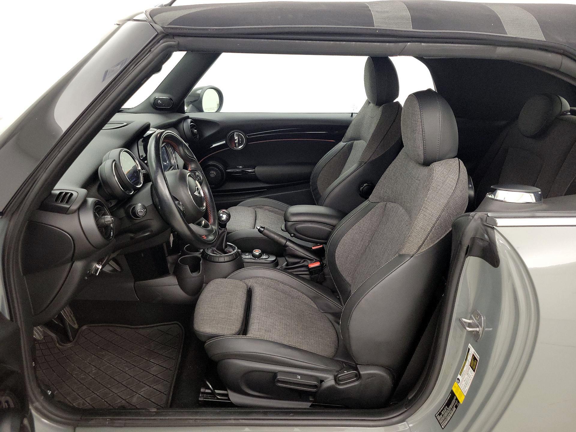 Thumbnail: 2016 MINI Cooper - 11