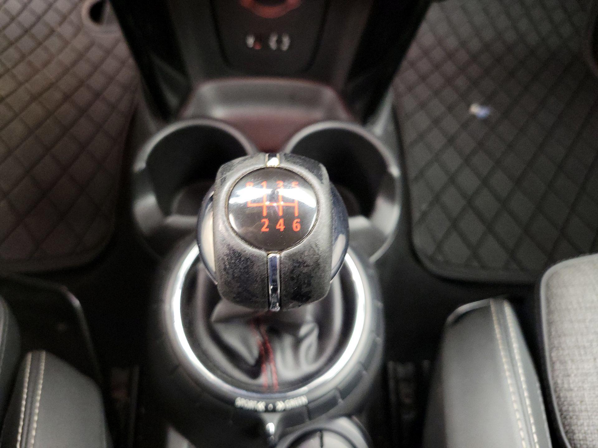 Thumbnail: 2016 MINI Cooper - 17