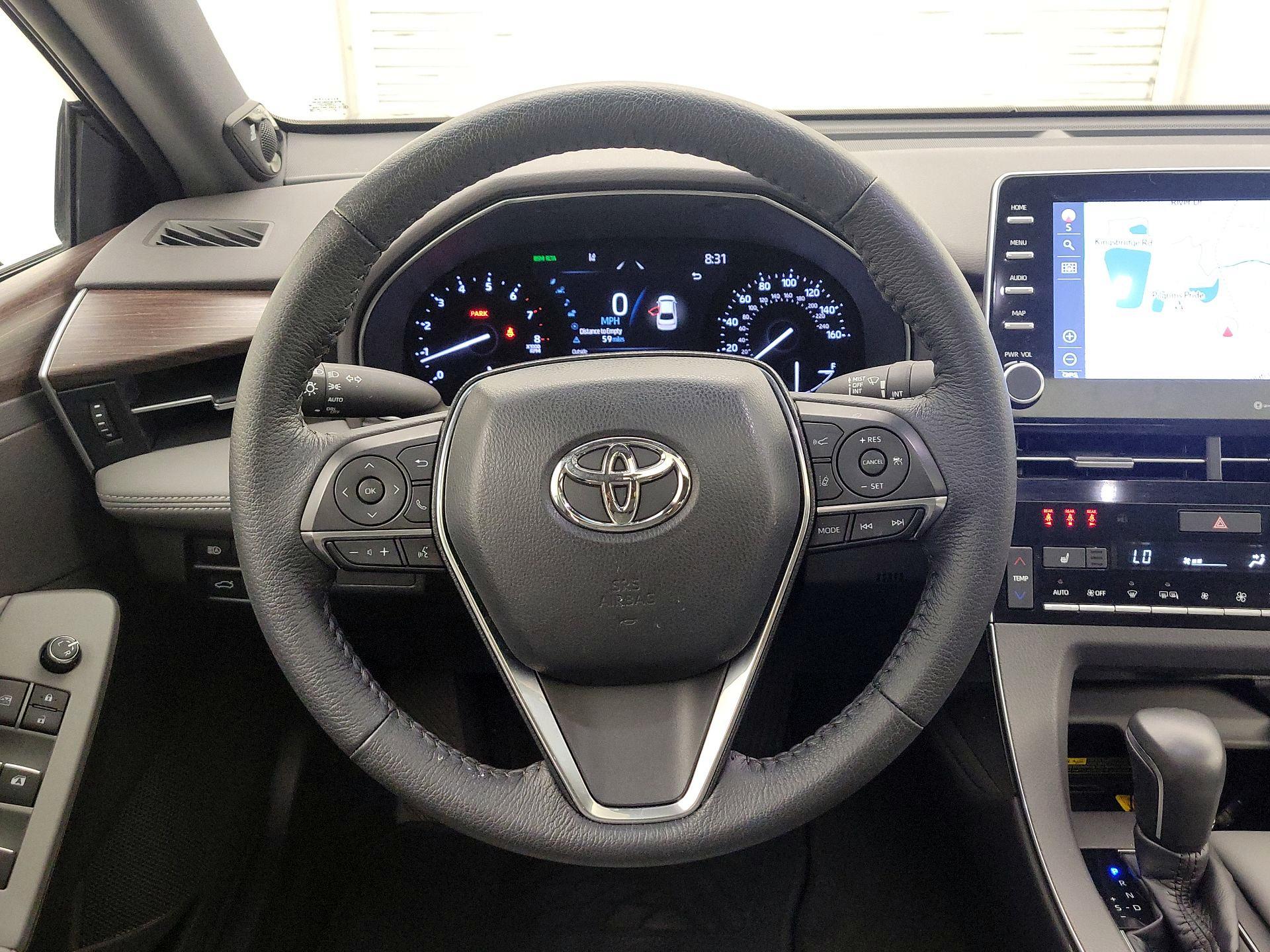 Thumbnail: 2021 Toyota Avalon - 10