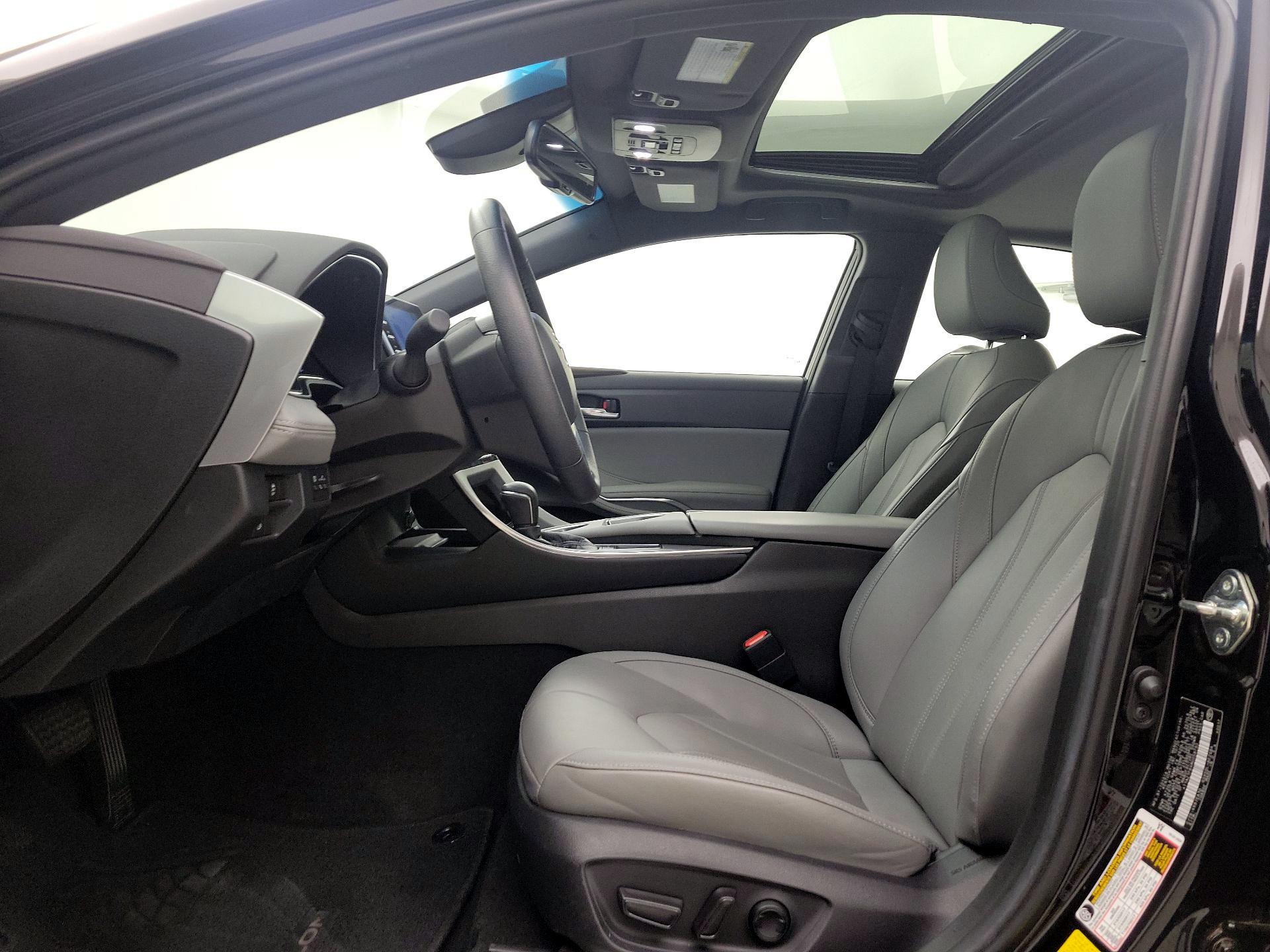 Thumbnail: 2021 Toyota Avalon - 11