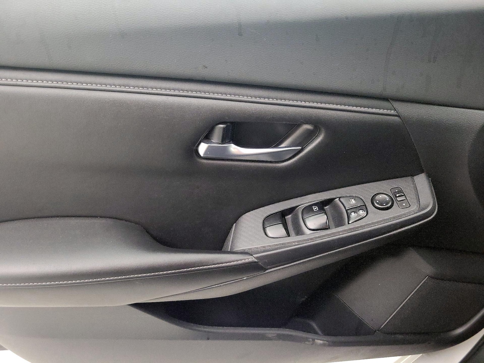 2021 Nissan Sentra SV - Photo 13