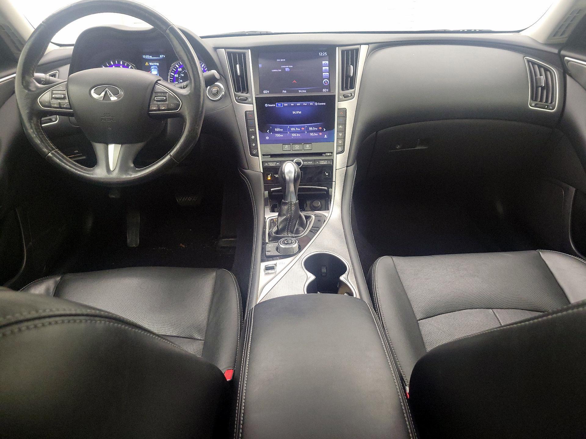 Thumbnail: 2015 INFINITI Q50 - 9