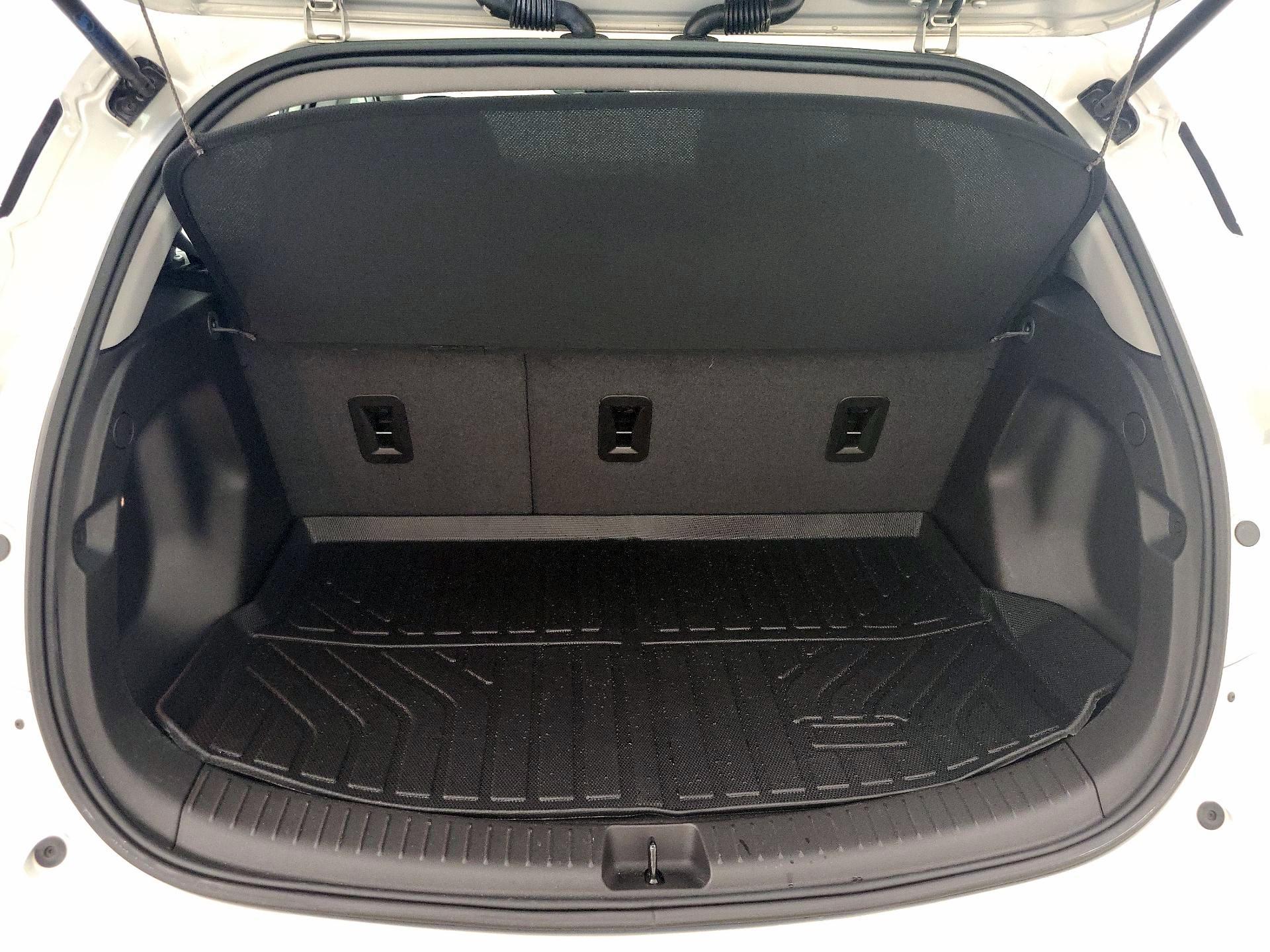 Thumbnail: 2023 Chevrolet Bolt EV - 20