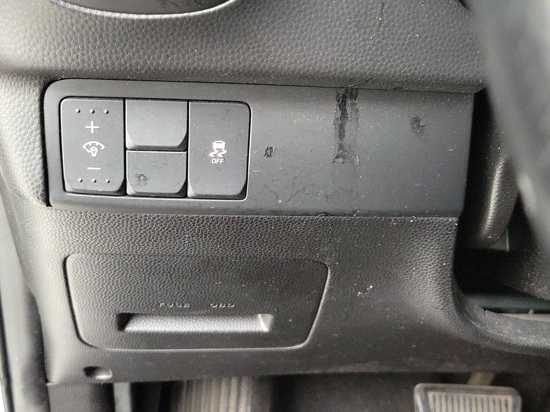 Thumbnail: 2016 Kia Soul - 13