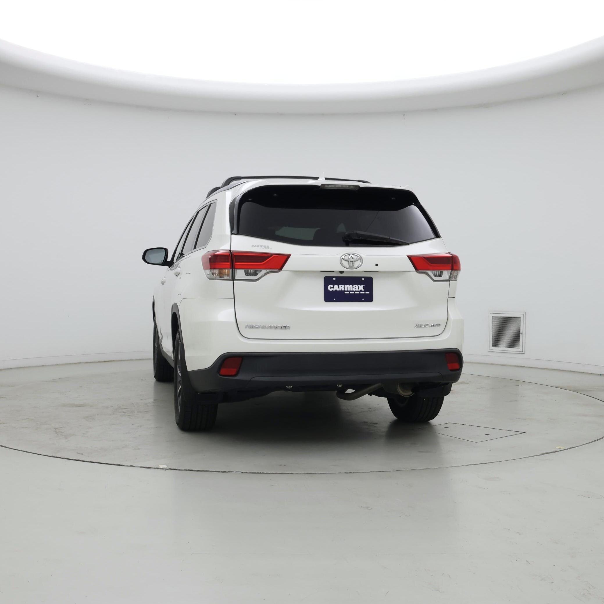 Thumbnail: 2019 Toyota Highlander - 6