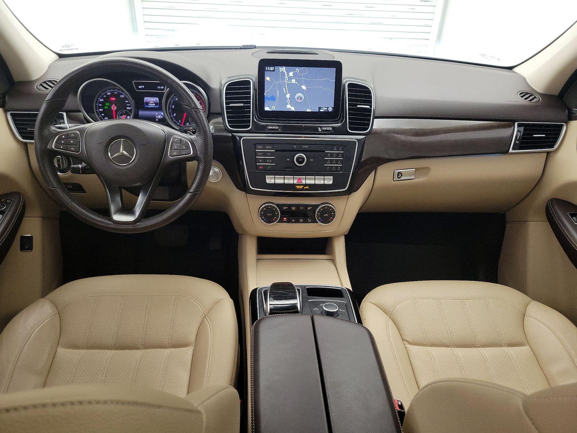 Thumbnail: 2017 Mercedes-Benz GLE - 9