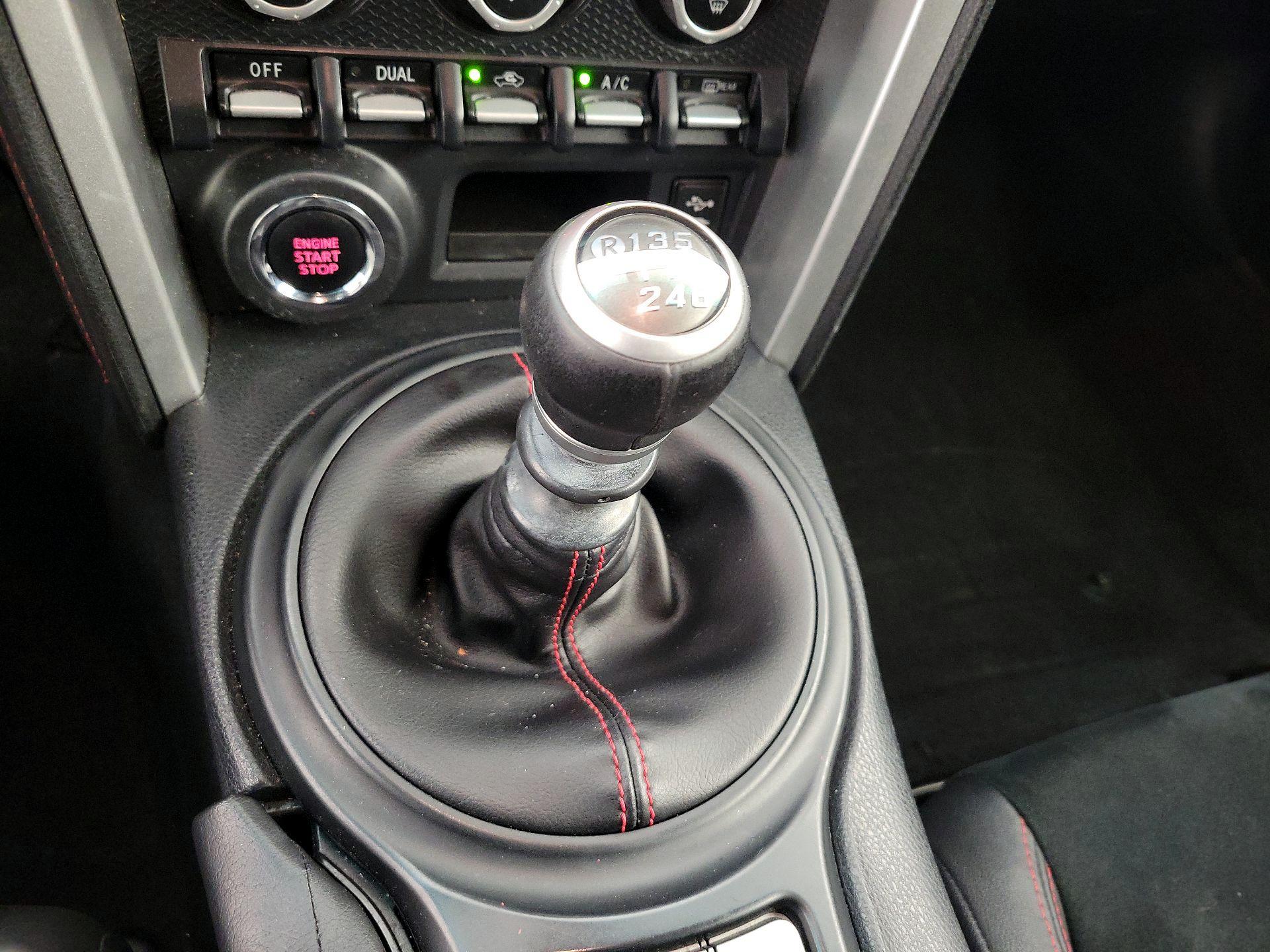 Thumbnail: 2016 Subaru BRZ - 16