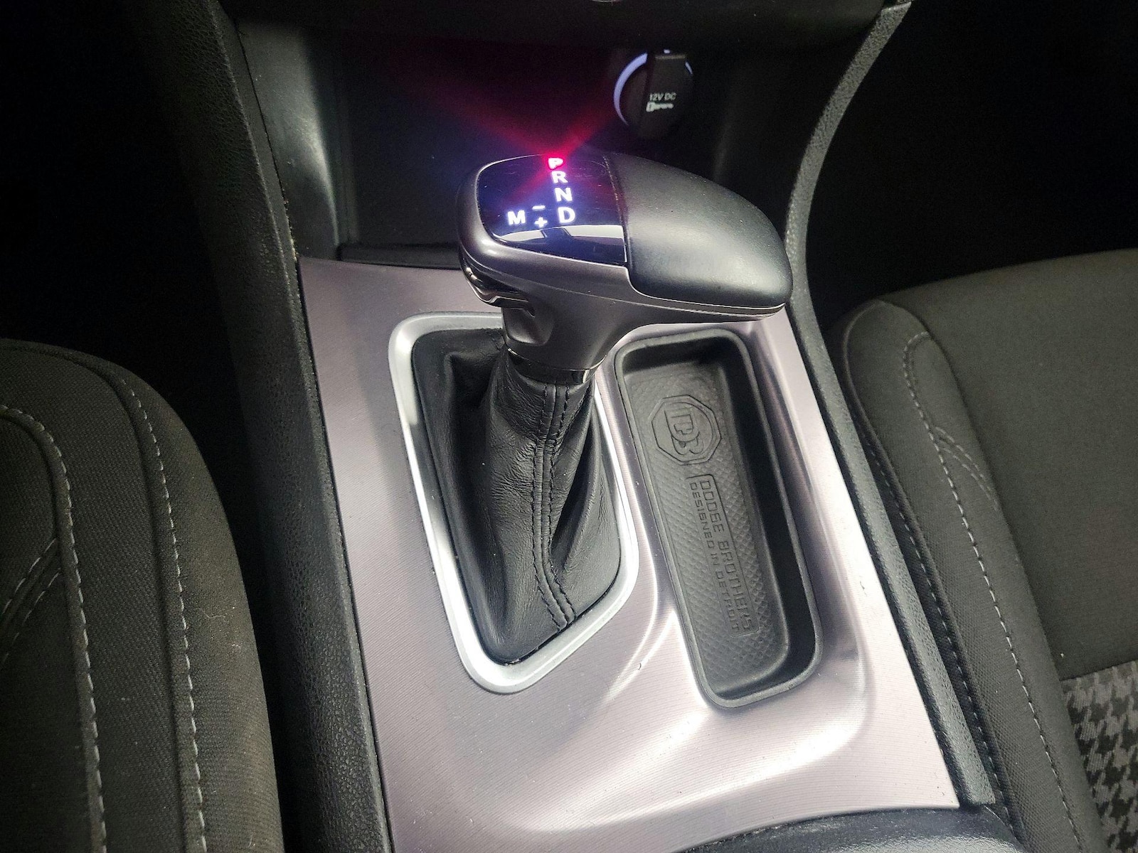 2019 Dodge Charger SXT - Photo 18