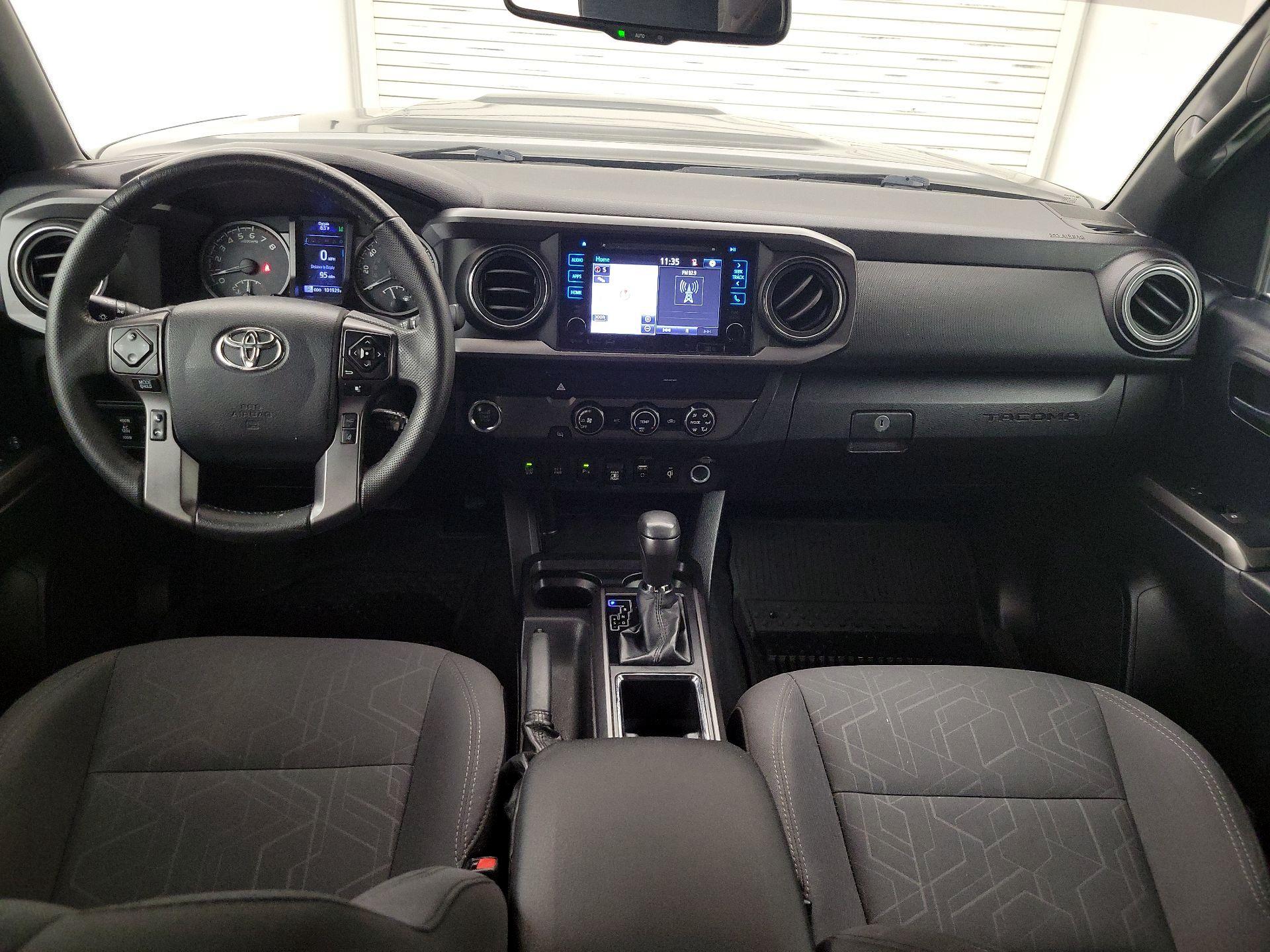 Thumbnail: 2019 Toyota Tacoma - 9