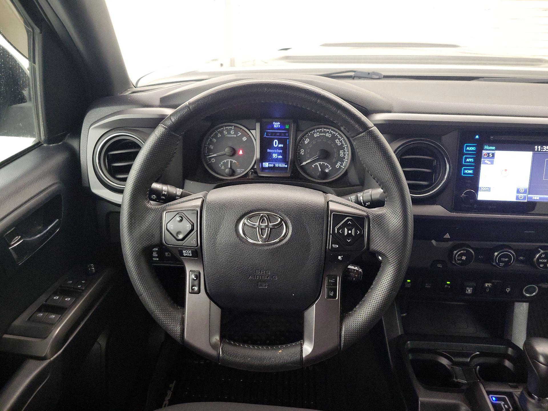 Thumbnail: 2019 Toyota Tacoma - 10