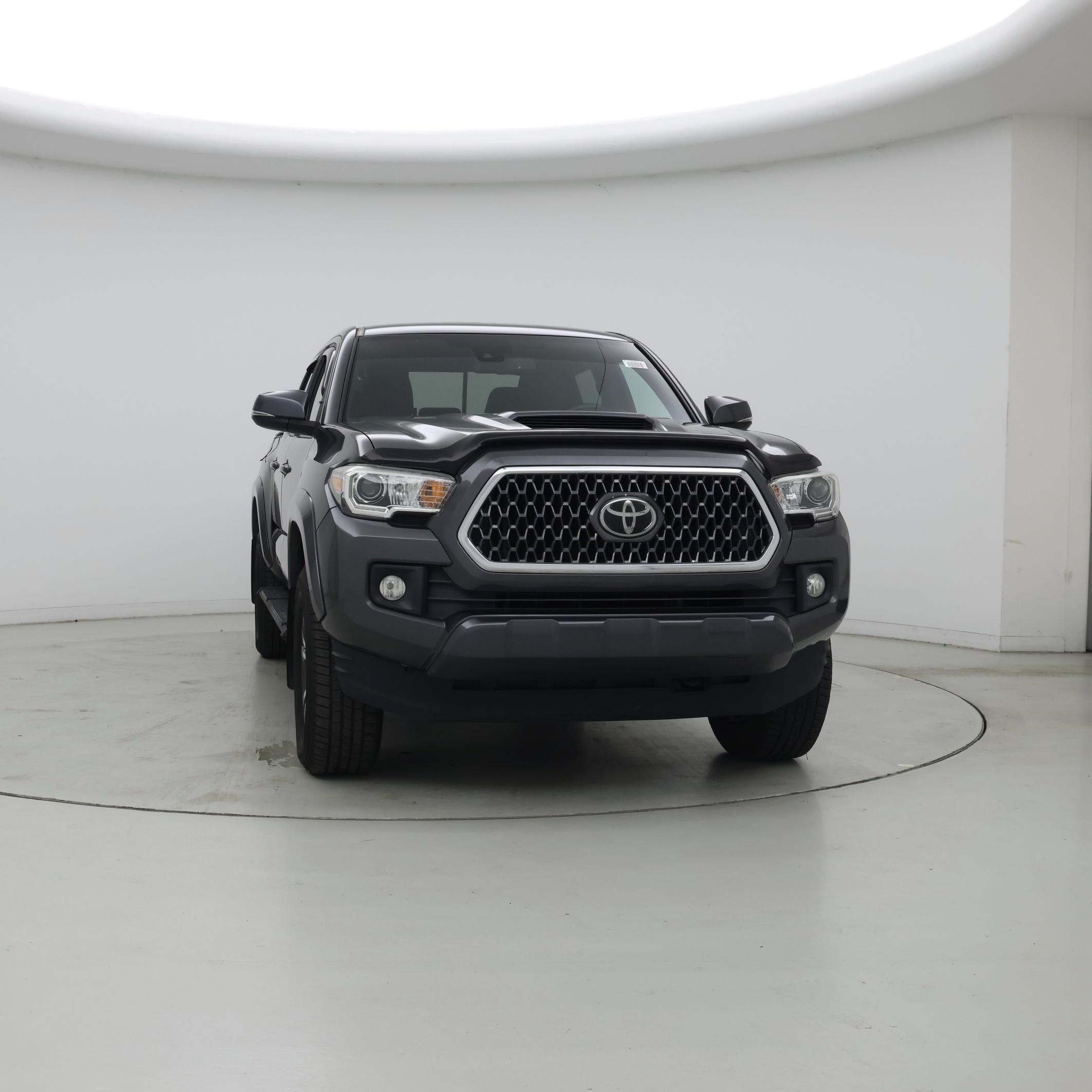 Thumbnail: 2019 Toyota Tacoma - 5