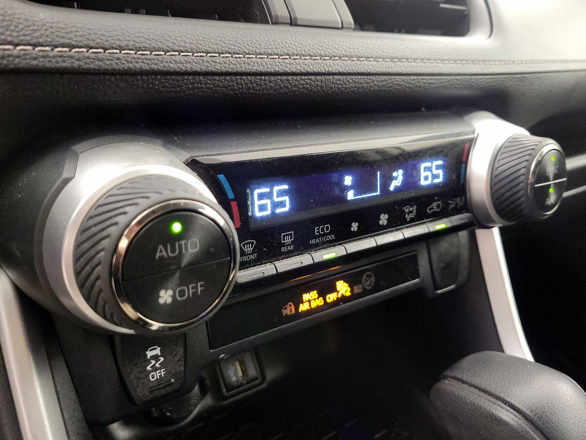 Thumbnail: 2024 Toyota RAV4 - 16