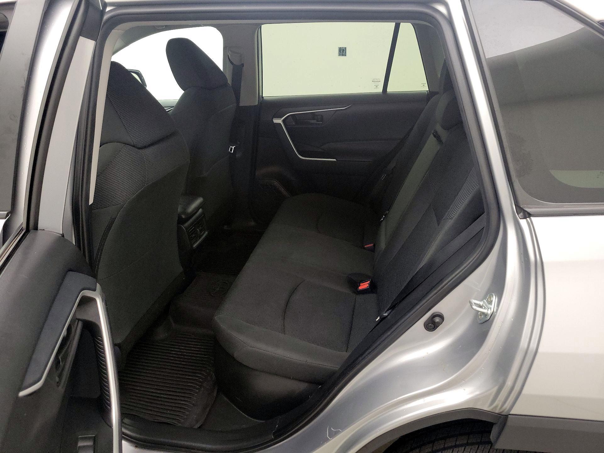 Thumbnail: 2024 Toyota RAV4 - 19