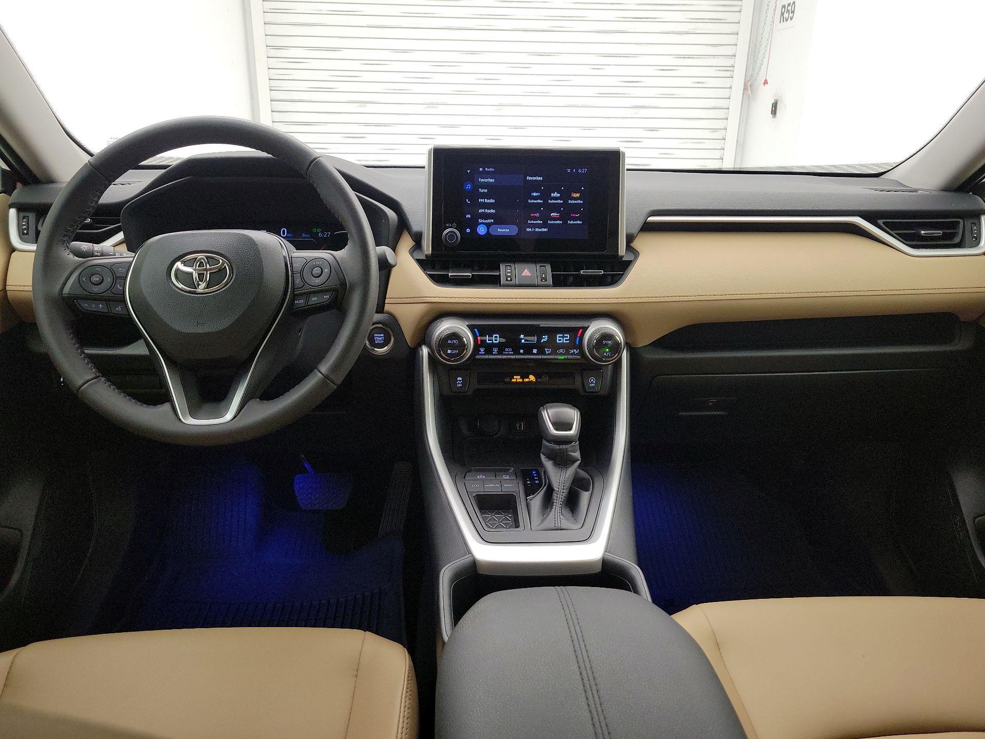 Thumbnail: 2024 Toyota RAV4 - 9
