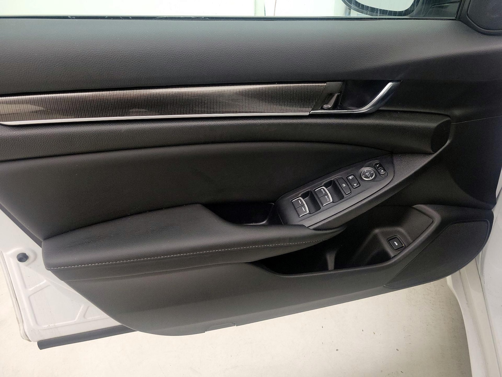 2022 Honda Accord Sport - Photo 13