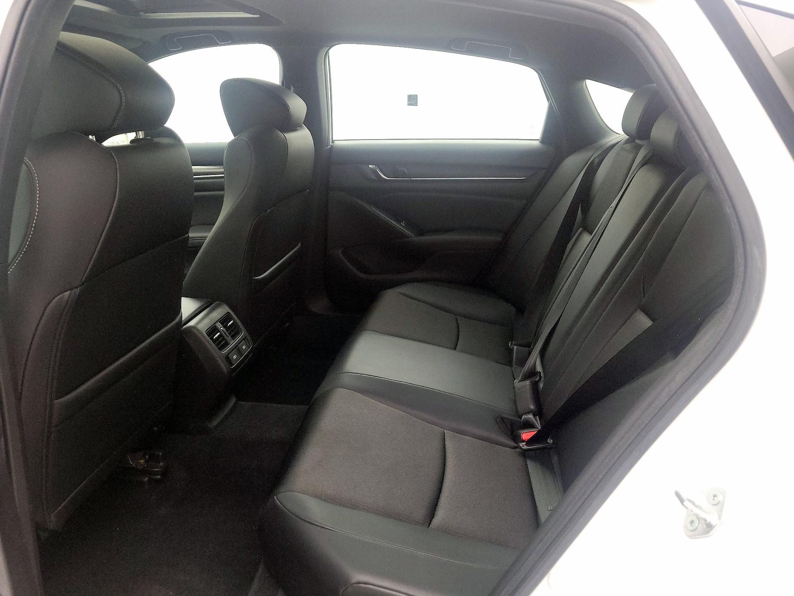 2022 Honda Accord Sport - Photo 21
