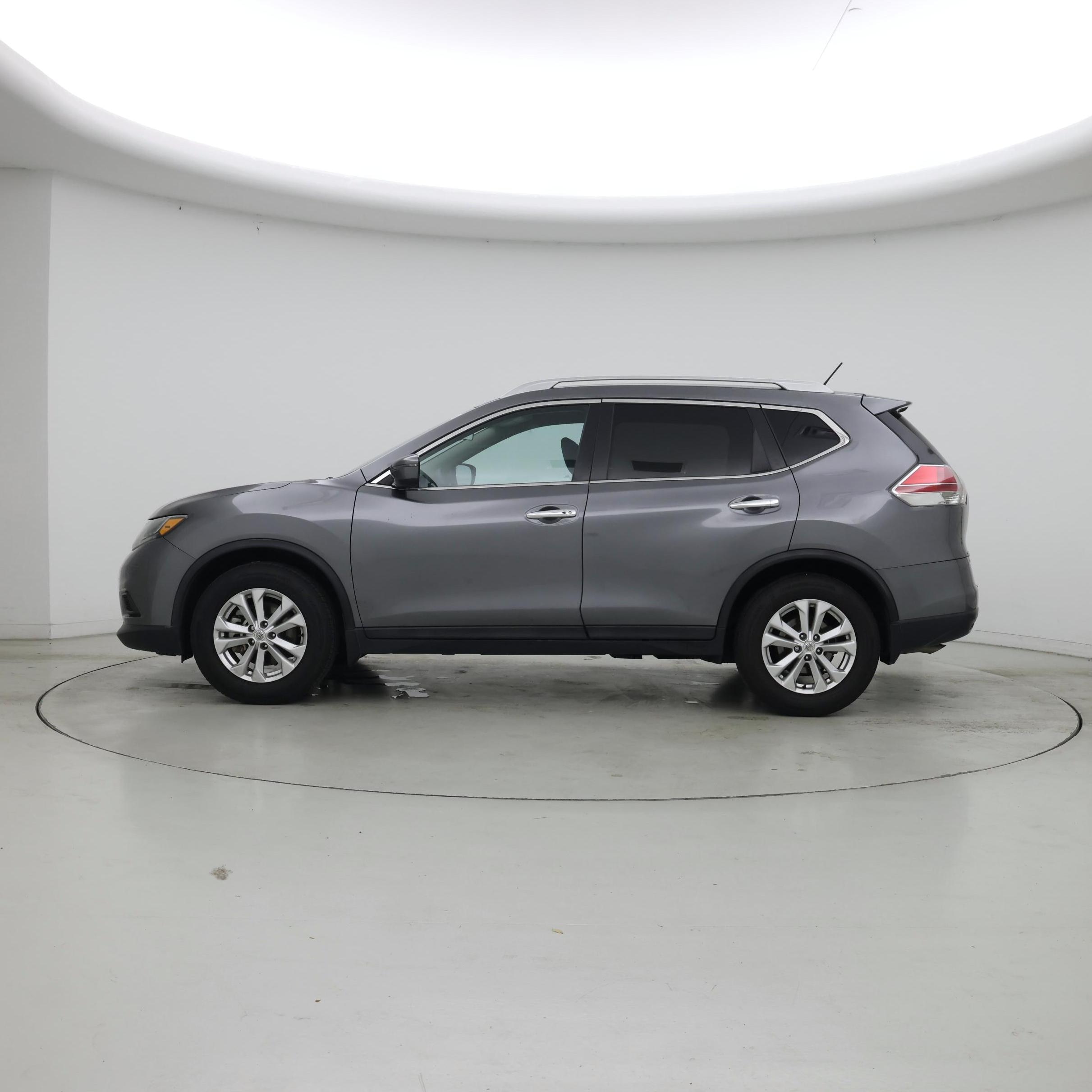 Thumbnail: 2016 Nissan Rogue - 3