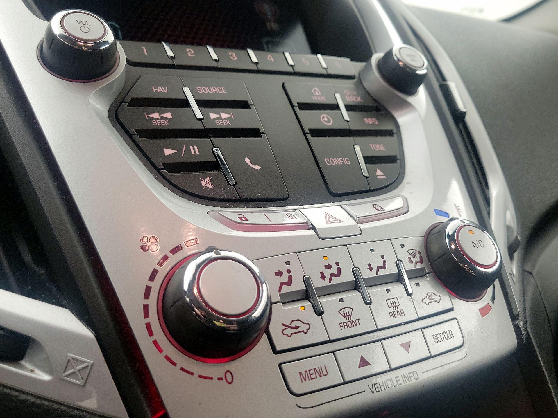 Thumbnail: 2015 GMC Terrain - 15