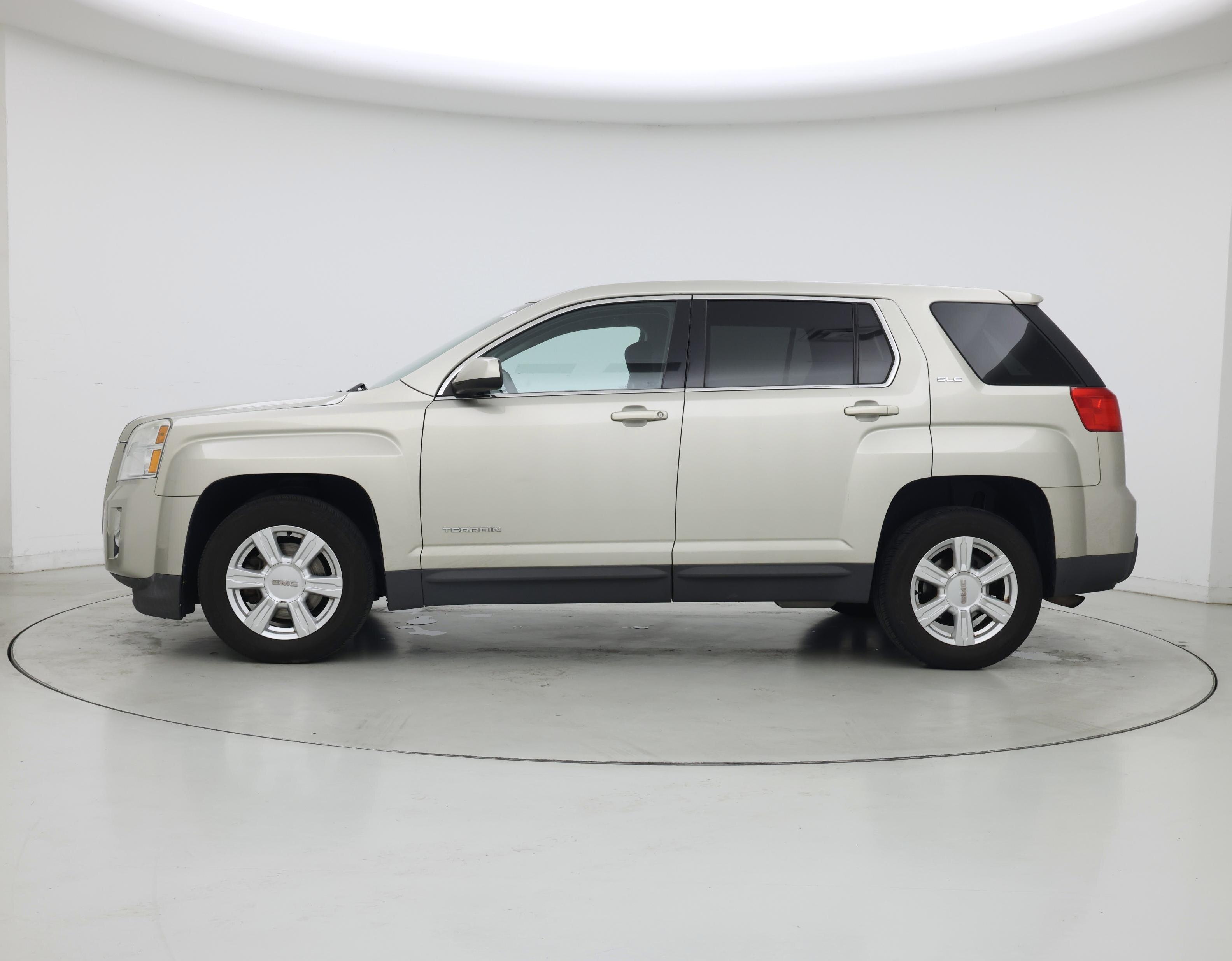 Thumbnail: 2015 GMC Terrain - 3