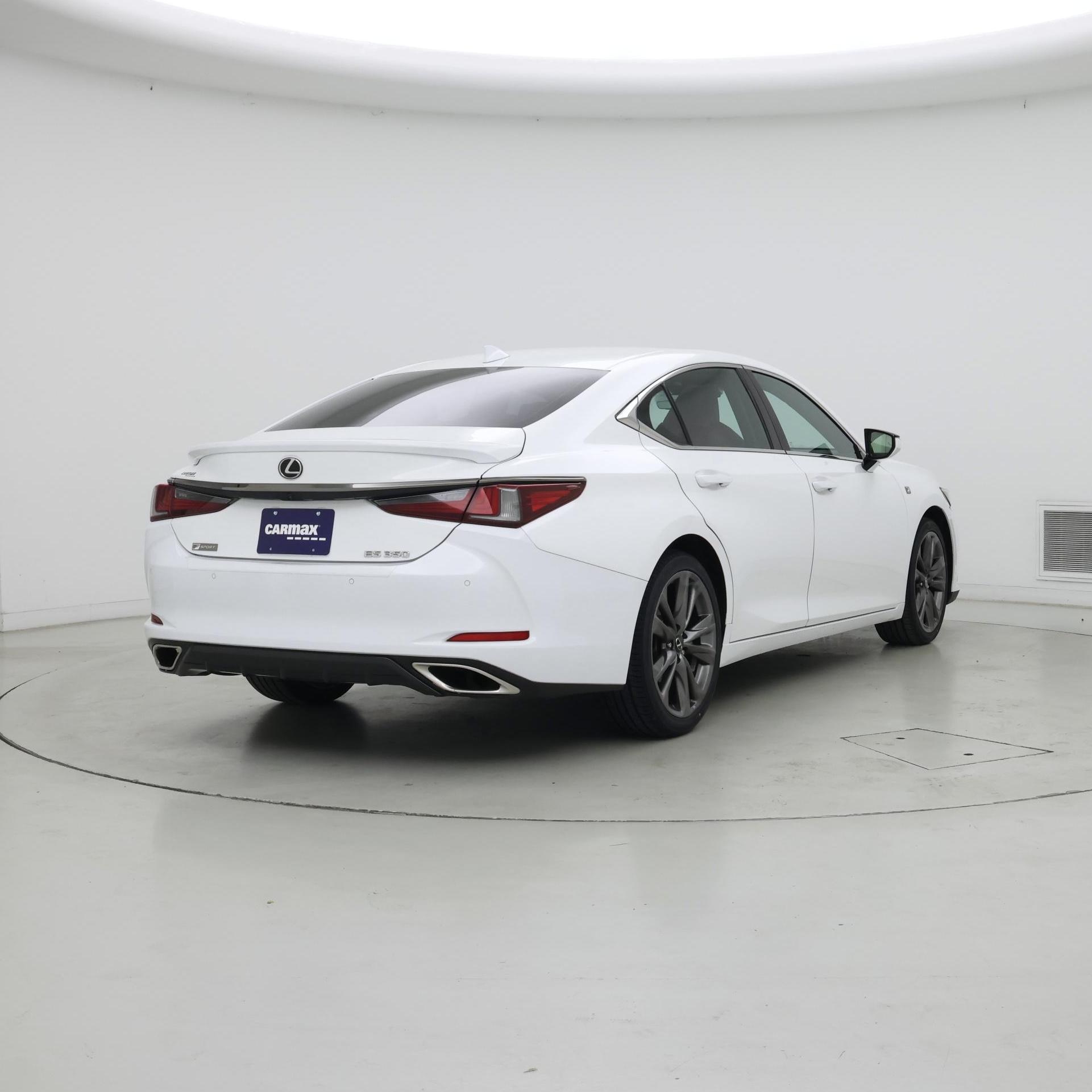 Thumbnail: 2020 Lexus ES - 8