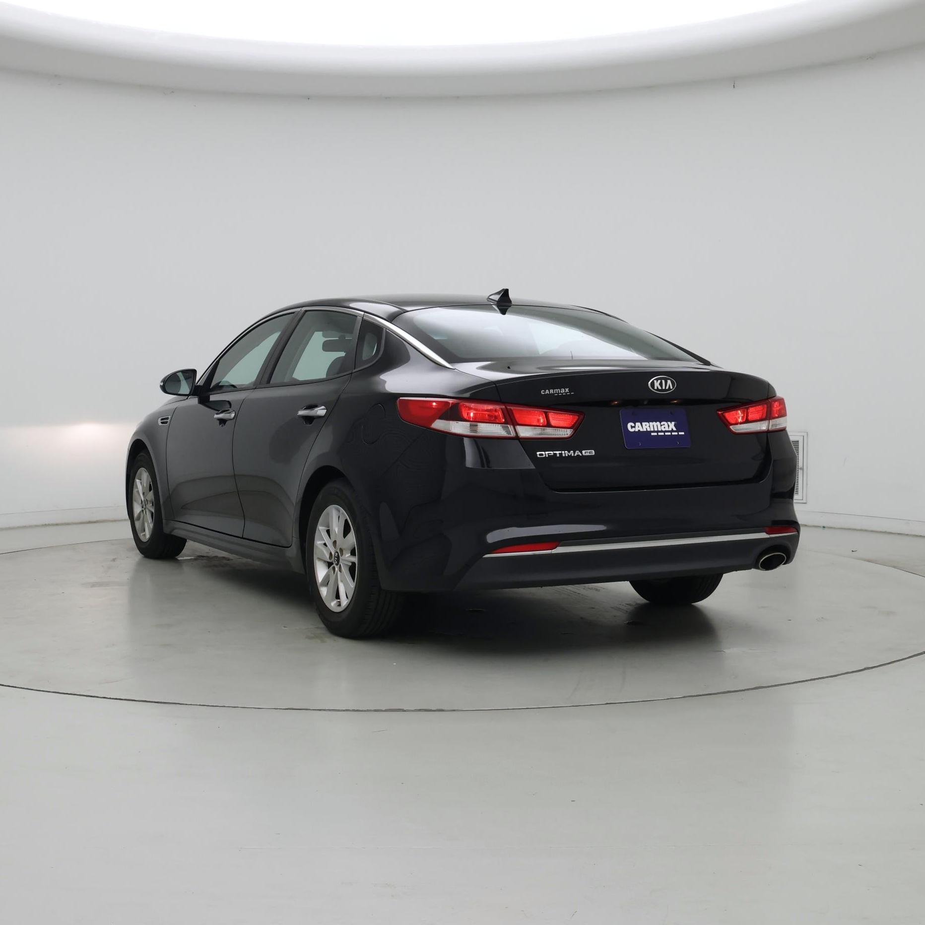 Thumbnail: 2018 Kia Optima - 2