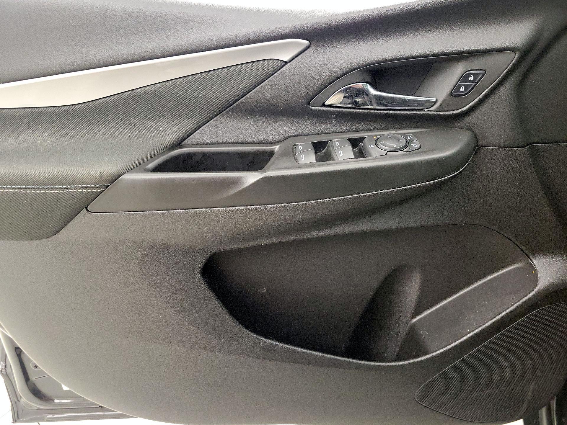 Thumbnail: 2023 Chevrolet Bolt EV - 12