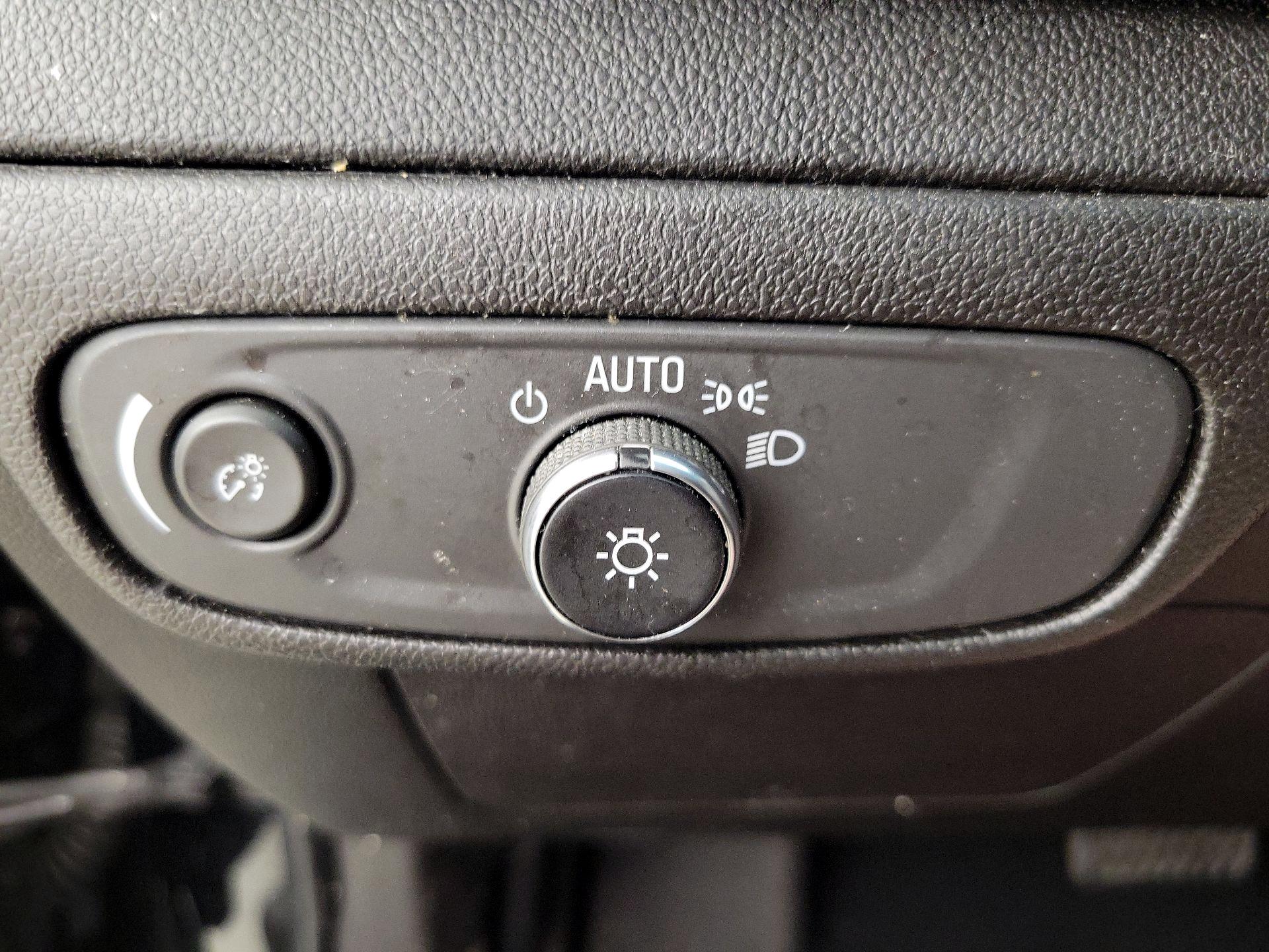 Thumbnail: 2023 Chevrolet Bolt EV - 13