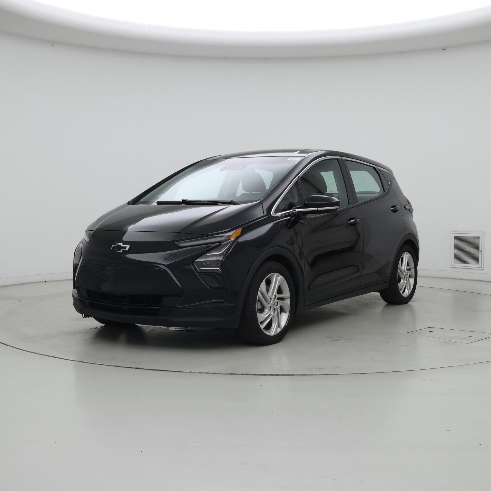 Thumbnail: 2023 Chevrolet Bolt EV - 4