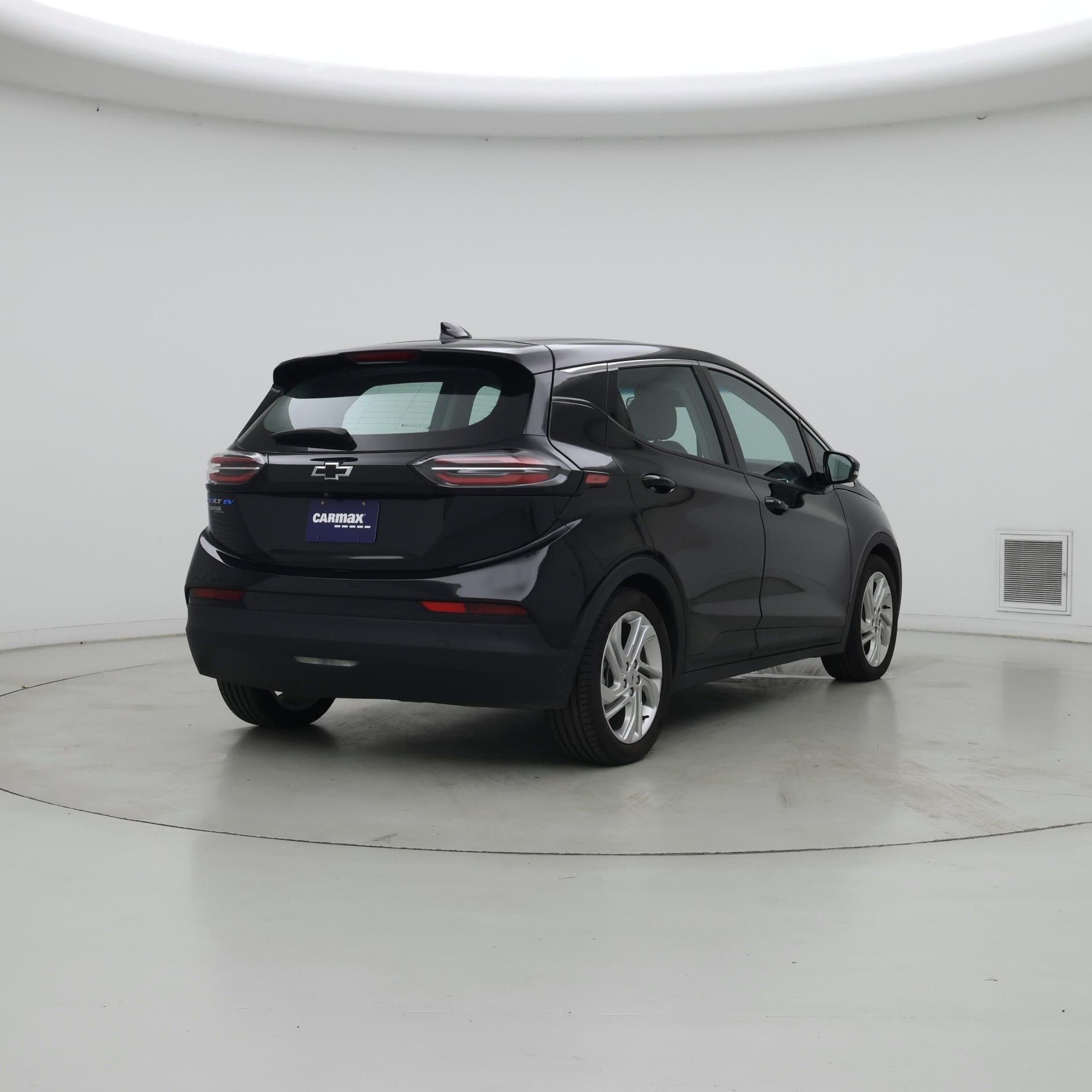 Thumbnail: 2023 Chevrolet Bolt EV - 8
