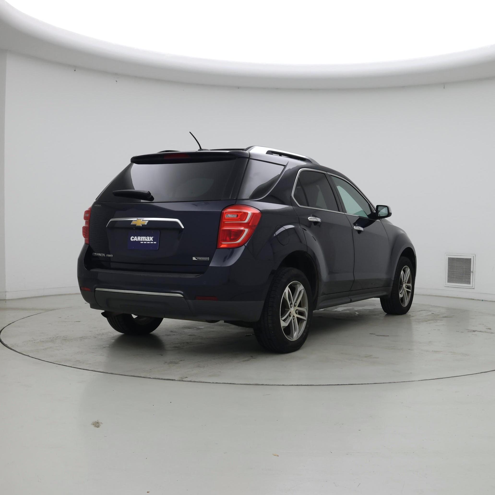 Thumbnail: 2017 Chevrolet Equinox - 8