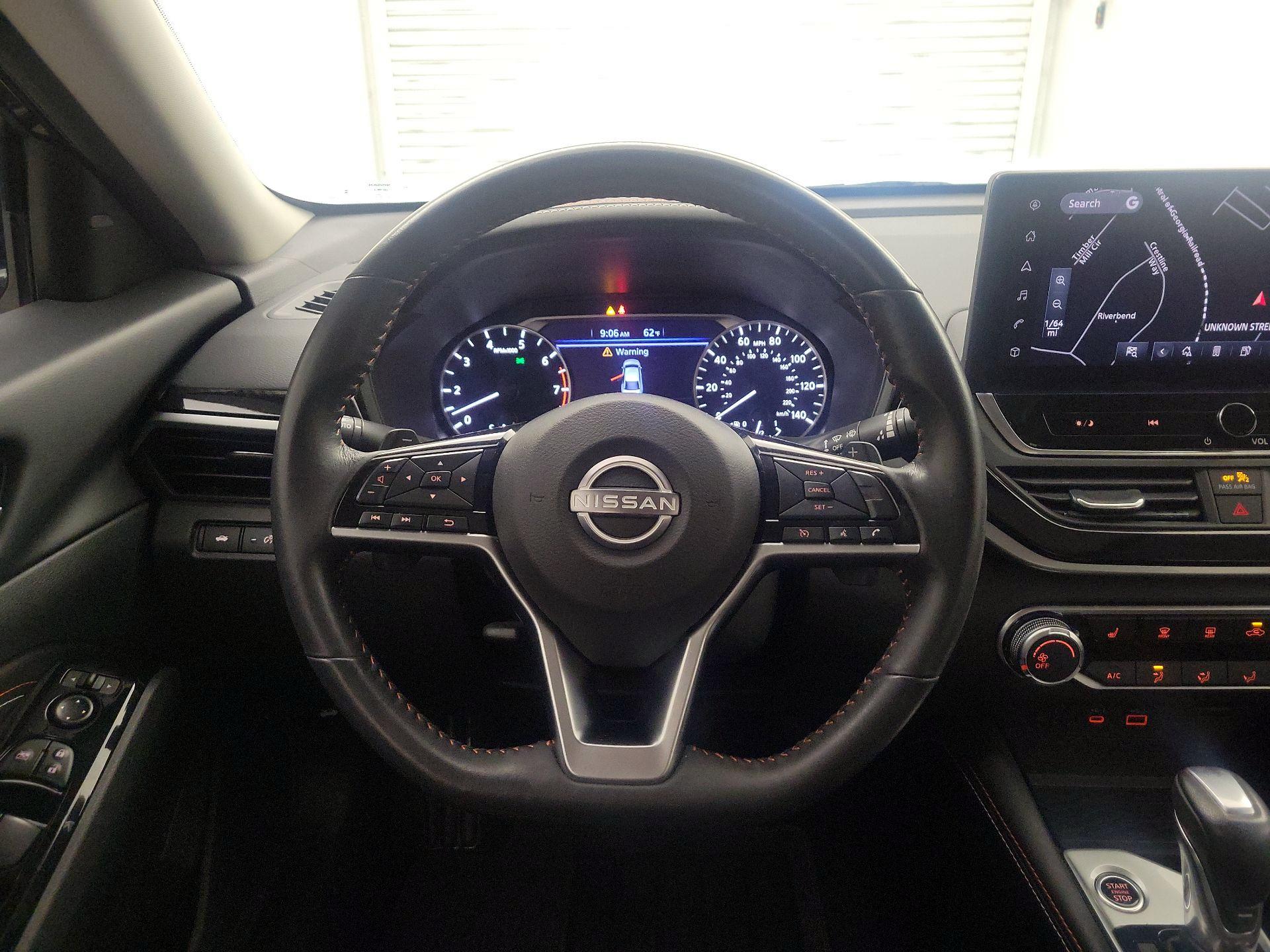 Thumbnail: 2023 Nissan Altima - 10