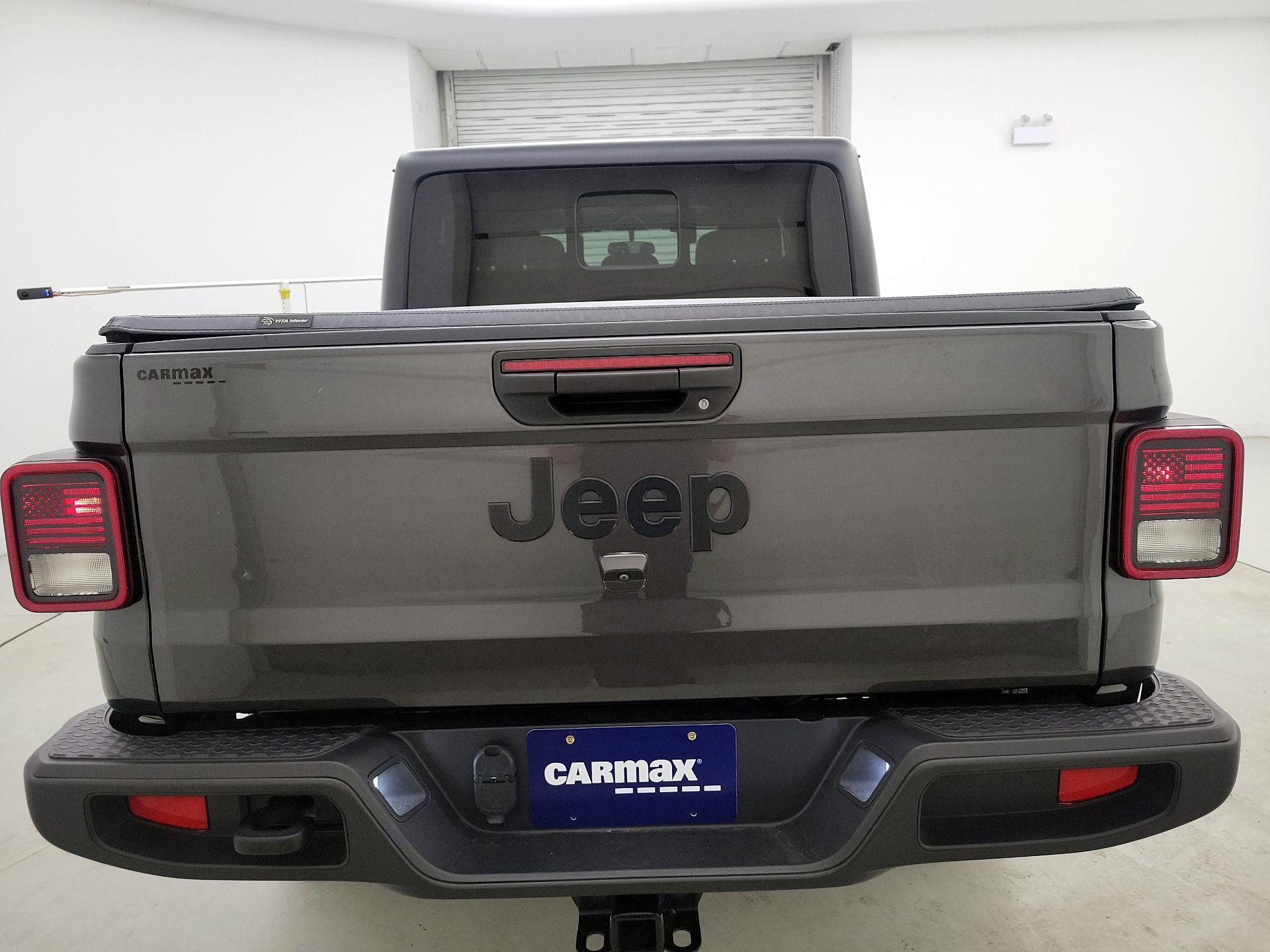 Thumbnail: 2023 Jeep Gladiator - 20